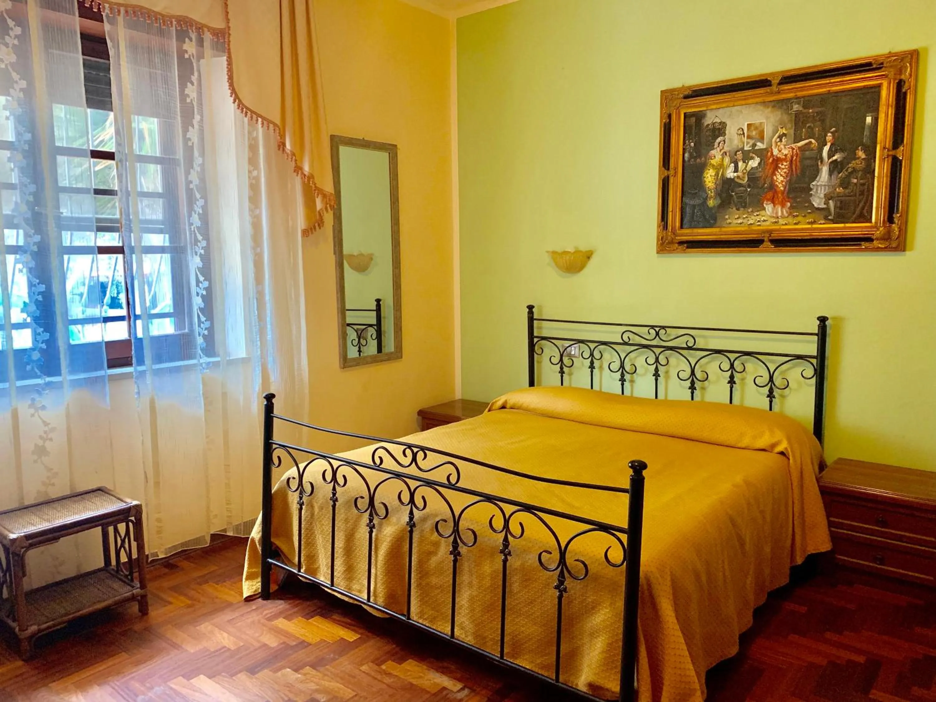 Bed in Albergo Hotel Villaggio Ristorante Tanit