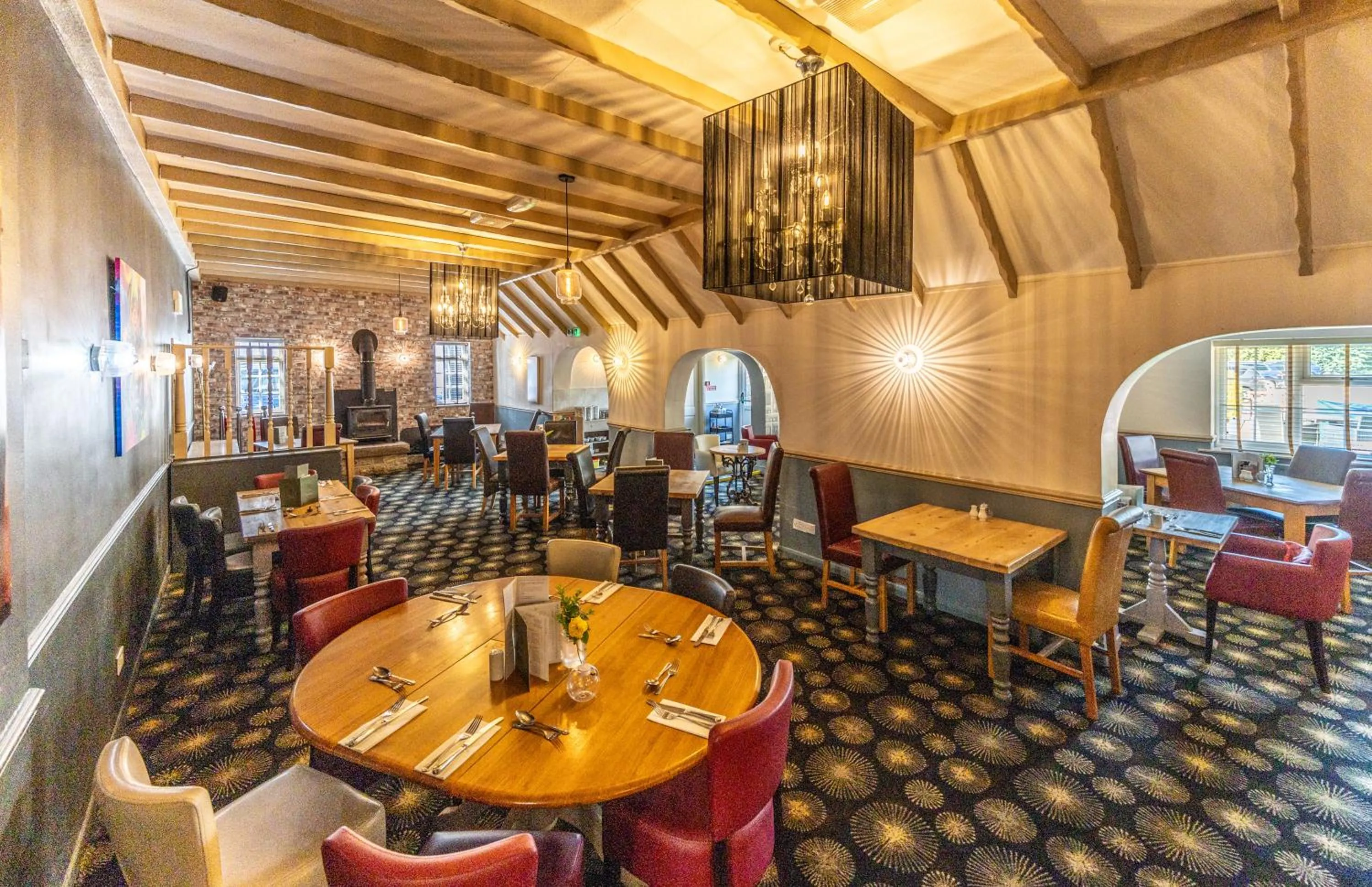 Restaurant/places to eat in The Boars Head Hotel