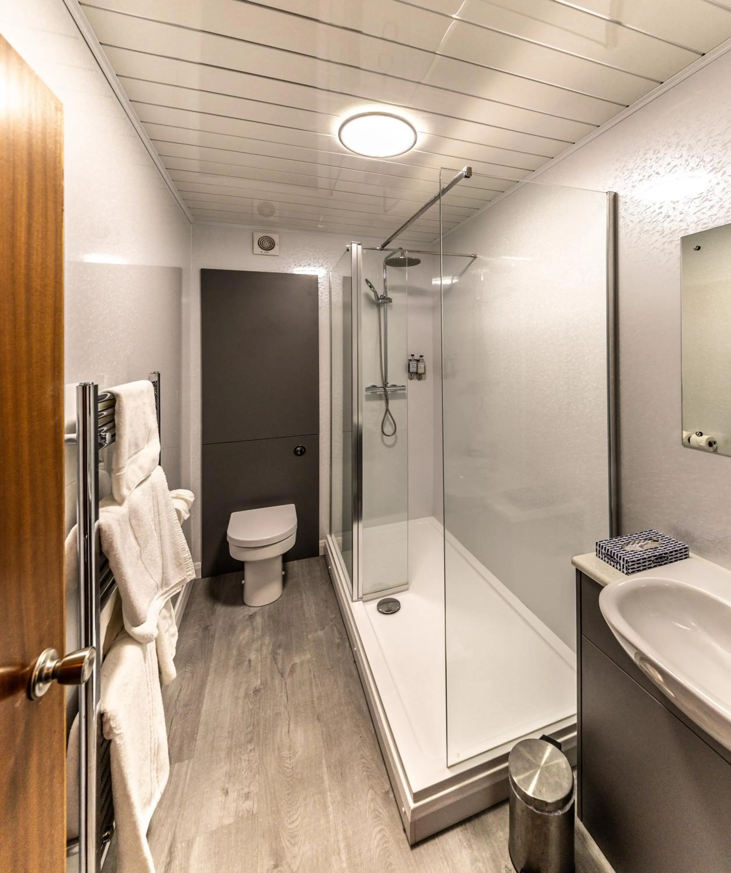 Bathroom in The Boars Head Hotel