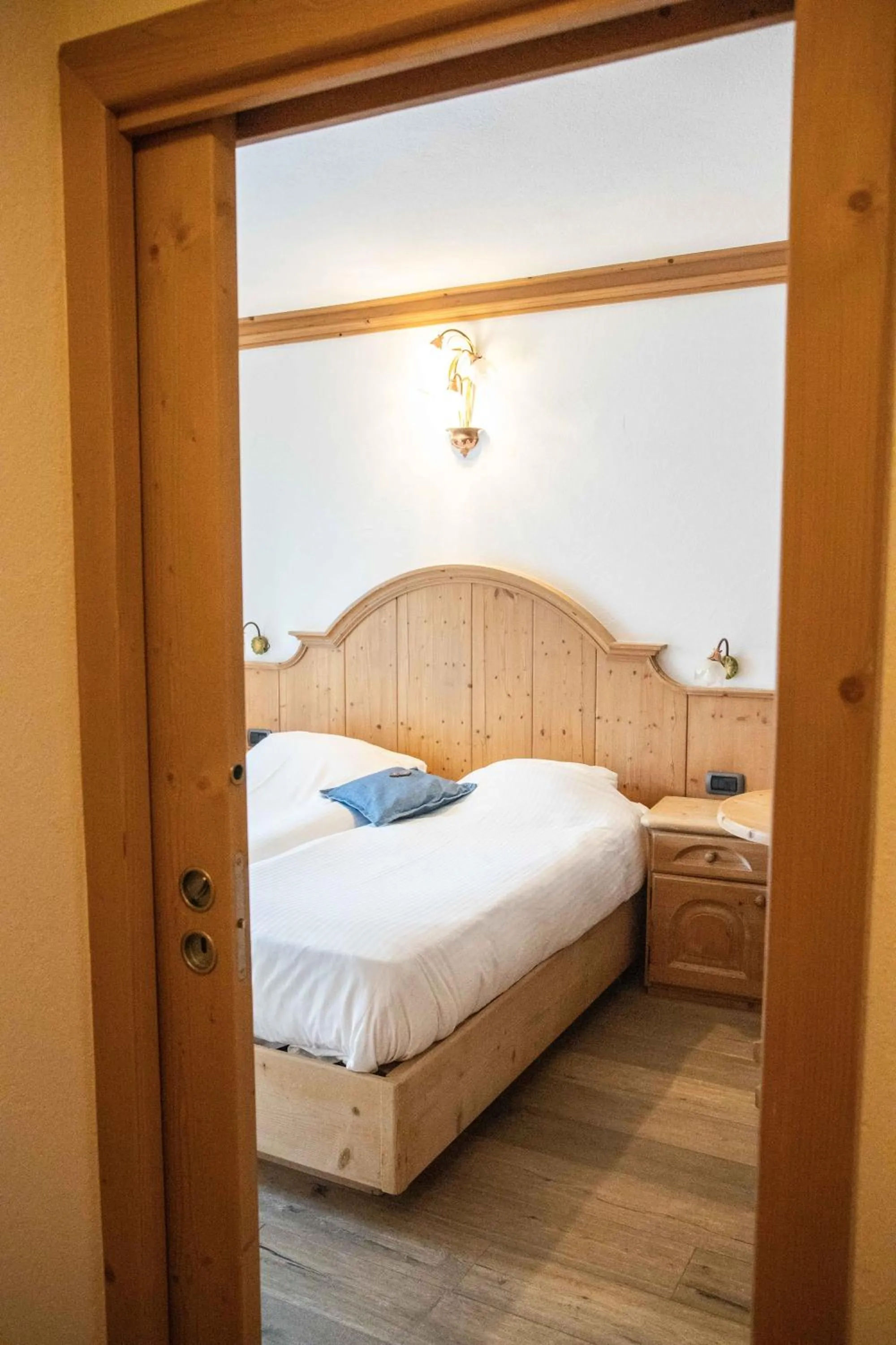 Bedroom, Bed in Hotel La Montanina