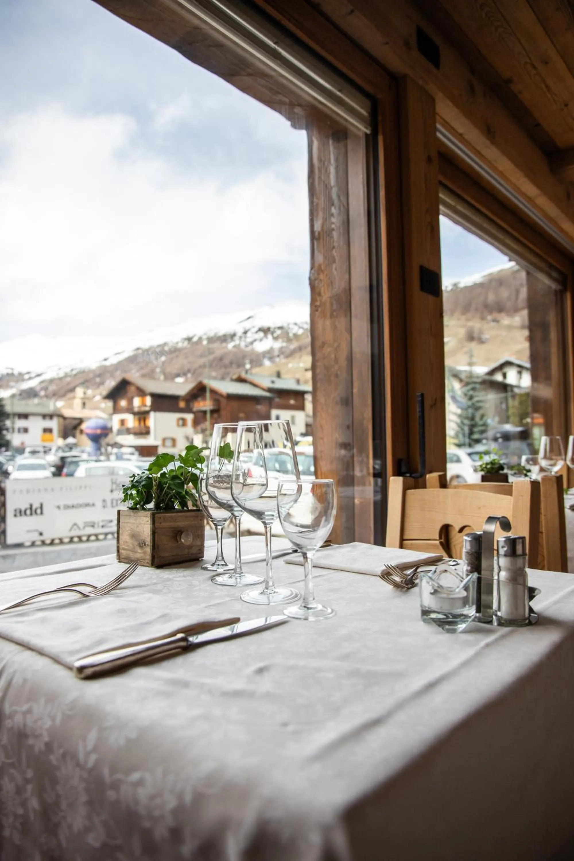 Restaurant/places to eat in Hotel La Montanina