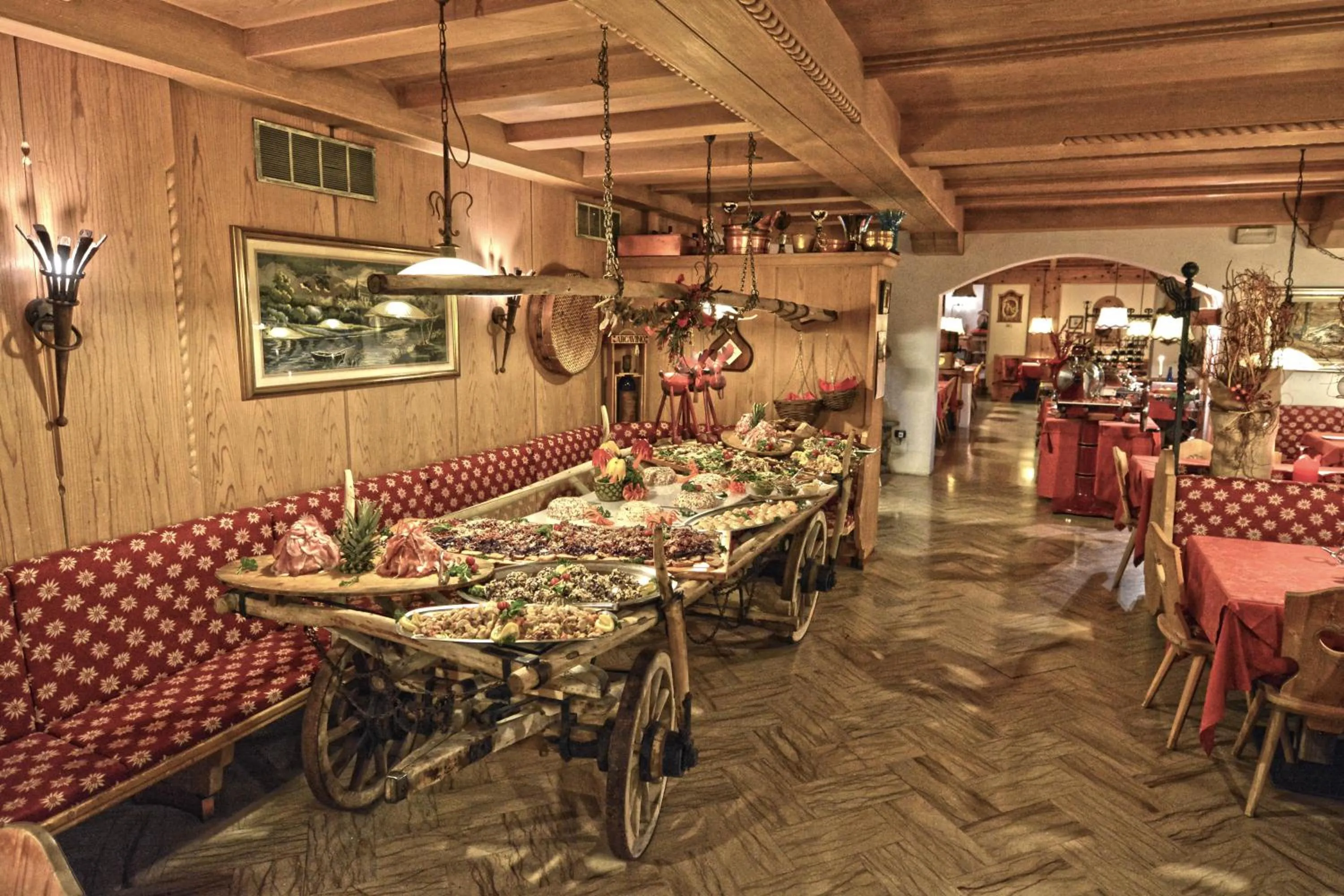 Restaurant/places to eat in Hotel La Montanina