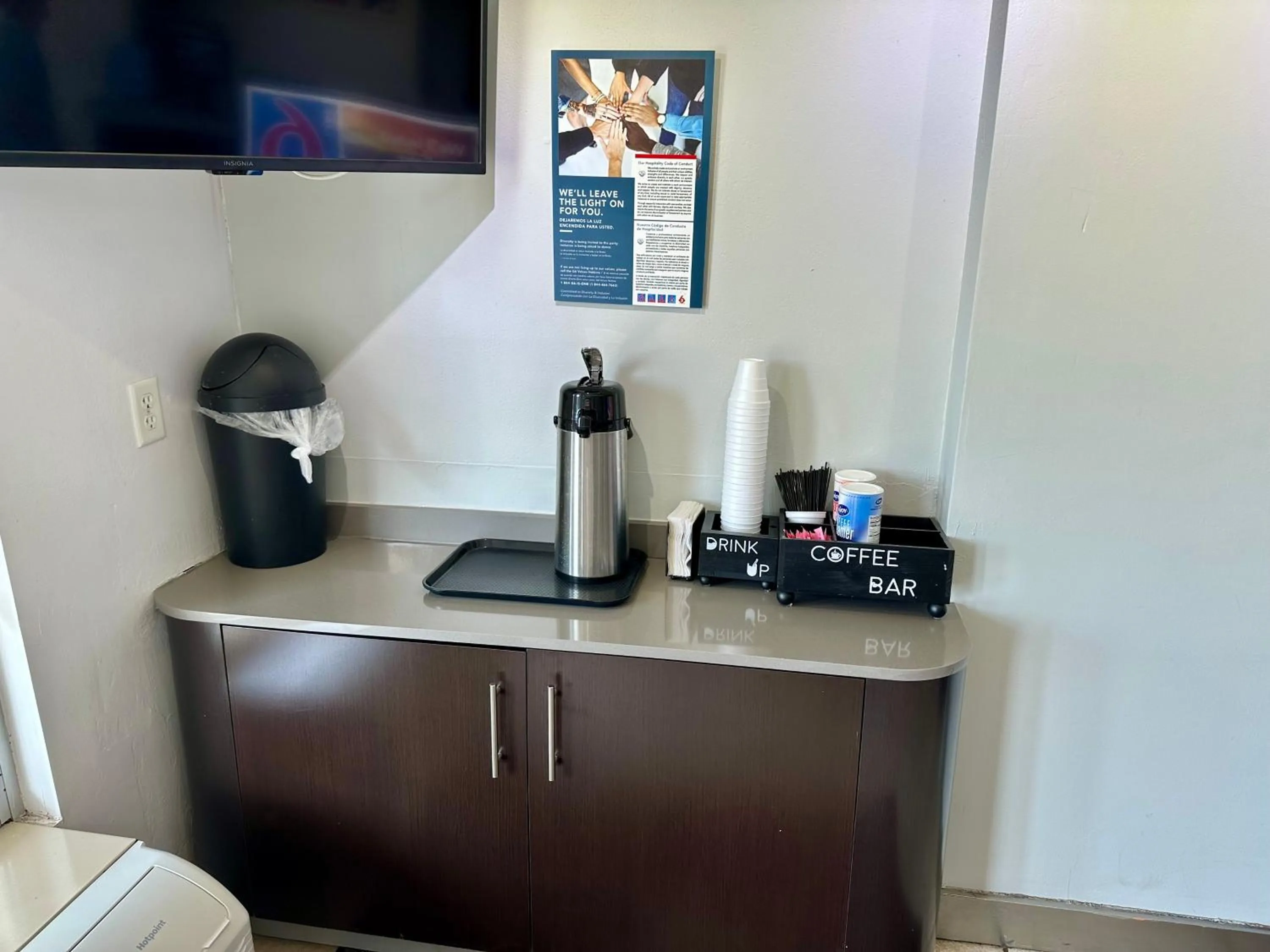 Coffee/tea facilities in Motel 6-West Monroe, LA