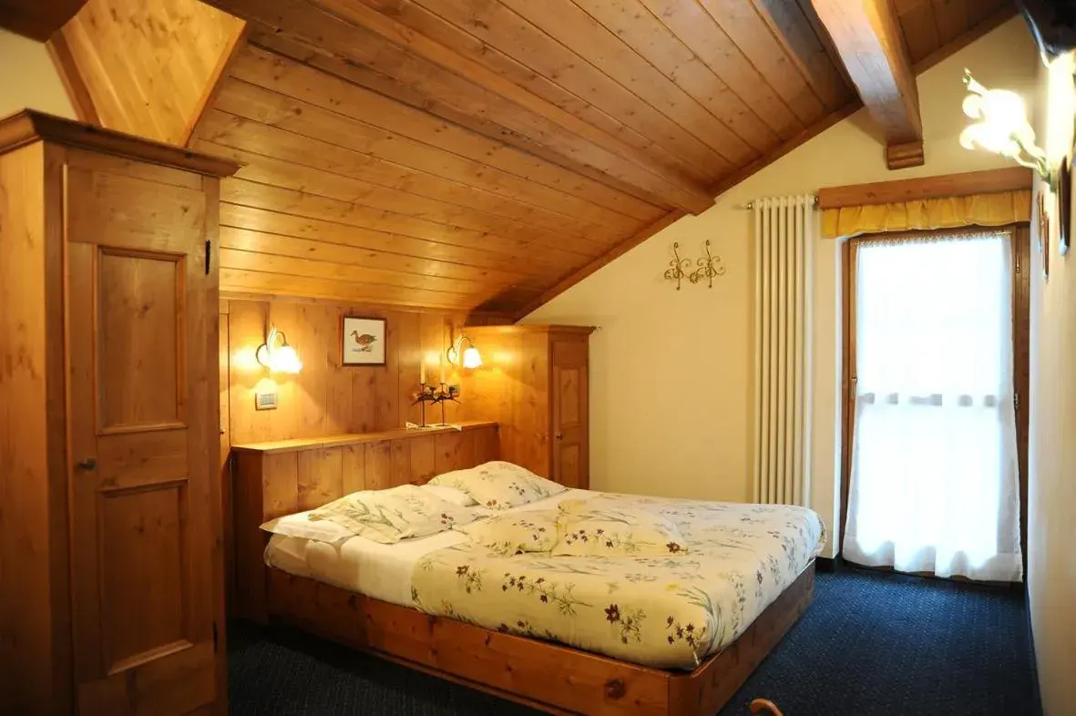 Double Room in Hotel Garnì Il Cirmolo Double Room in Hotel Garnì Il Cirmolo