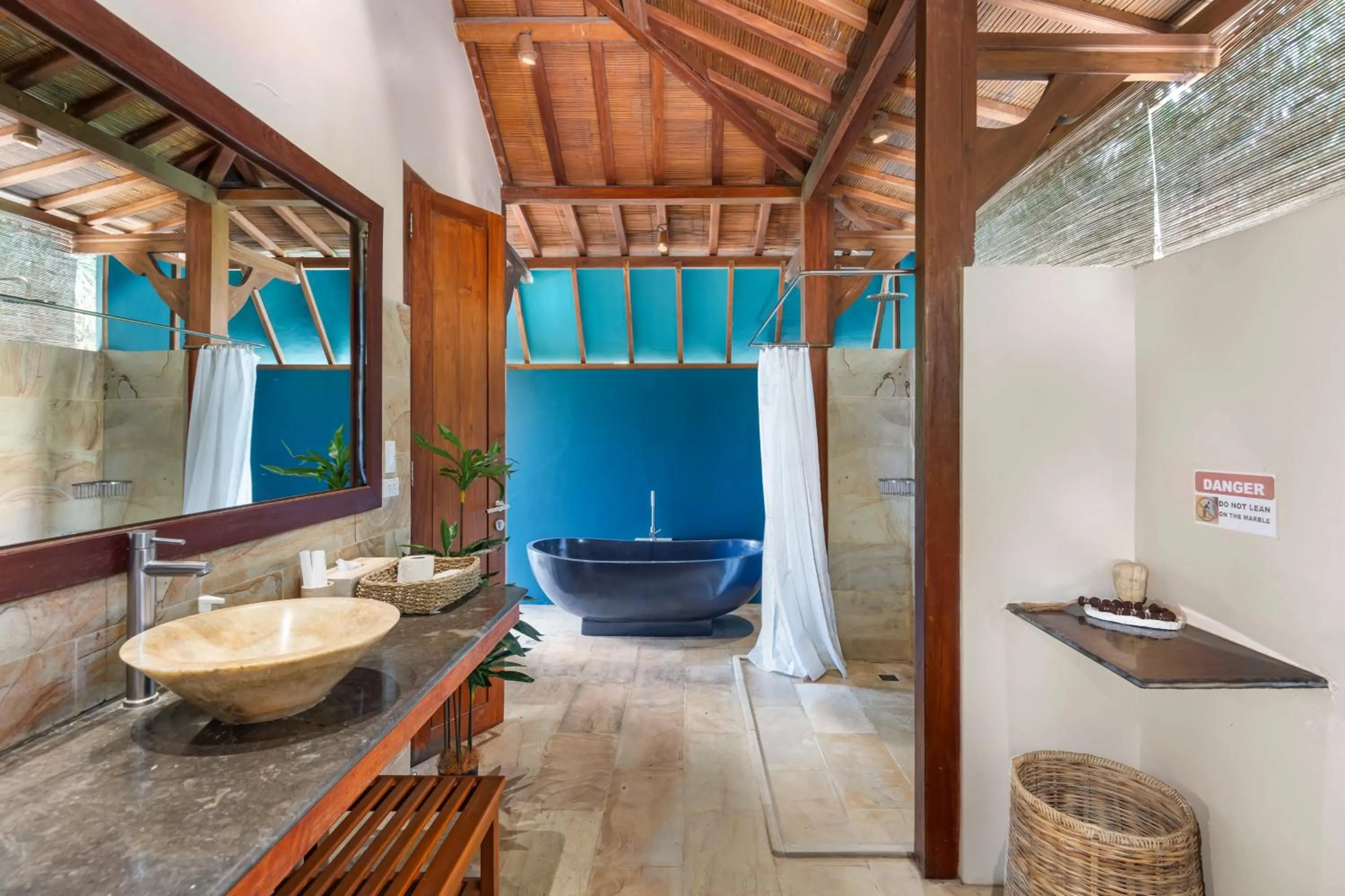 Open Air Bath in Karuna El Nido Villas