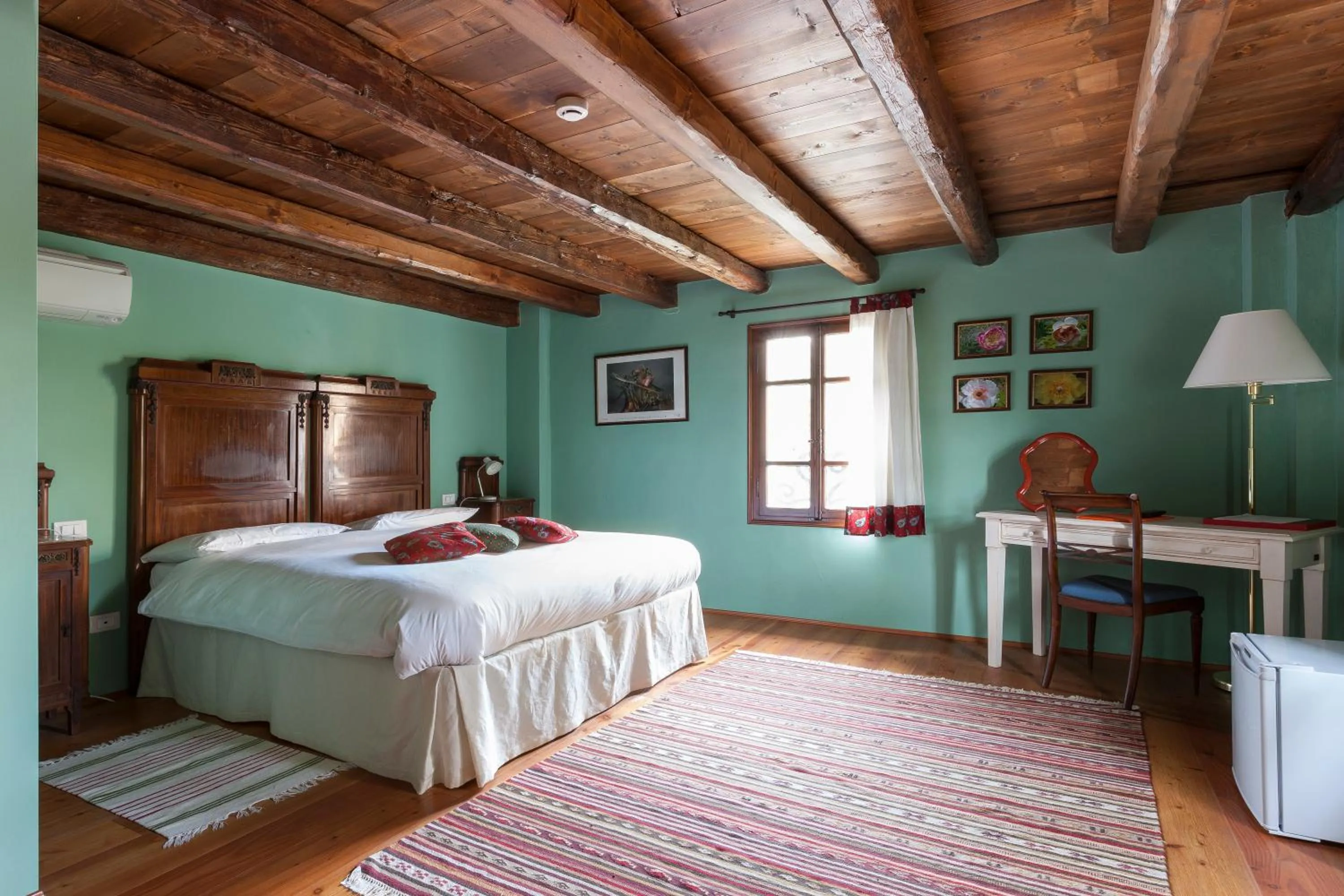 Photo of the whole room, Bed in Ca' Marsure B&B