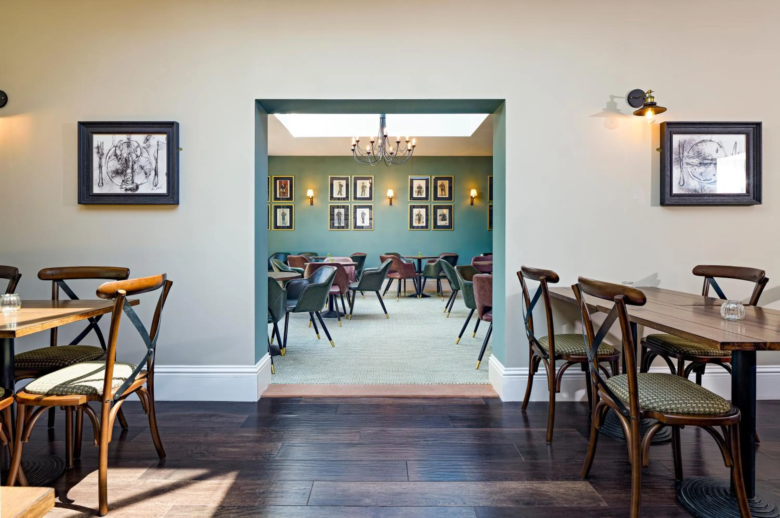 Restaurant/places to eat in The Riverside