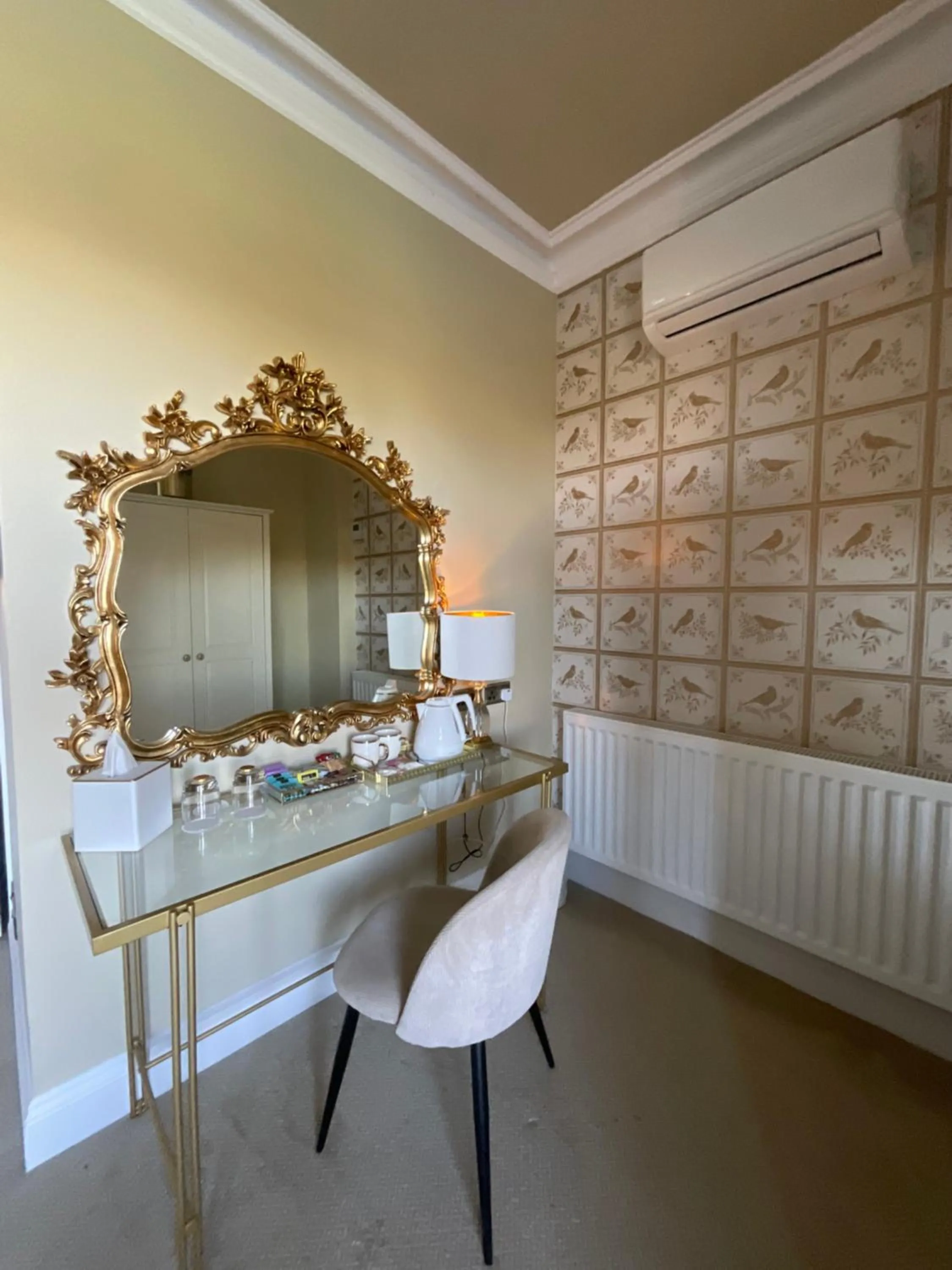 Seating area in The Riverside