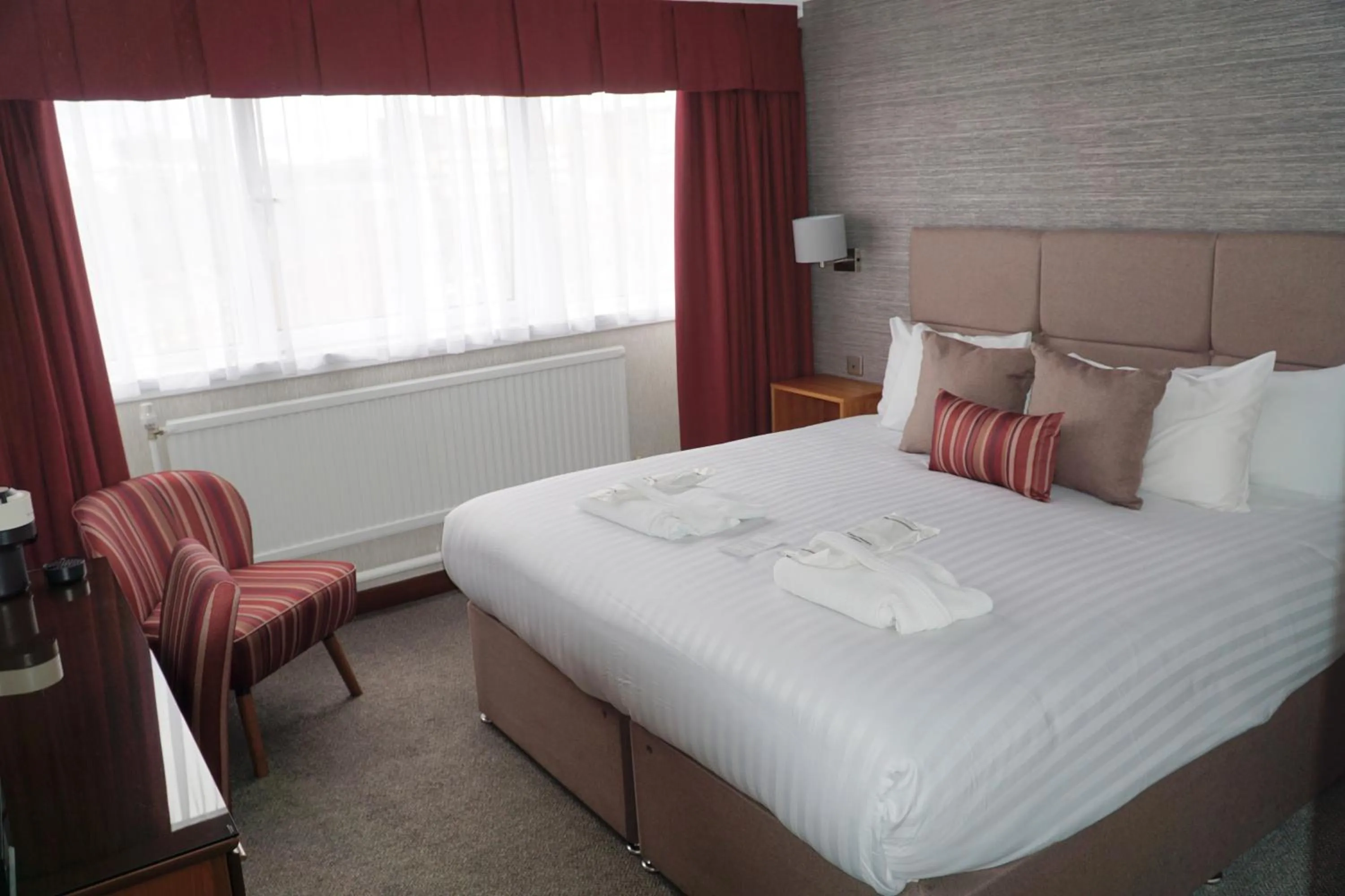 Bedroom, Bed in The Liner at Liverpool