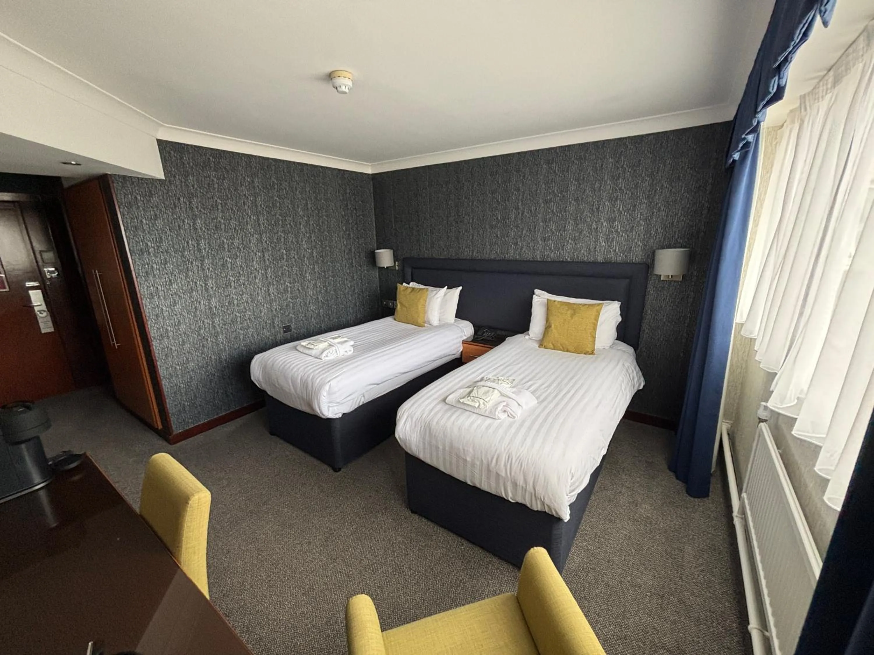 Bedroom, Bed in The Liner at Liverpool