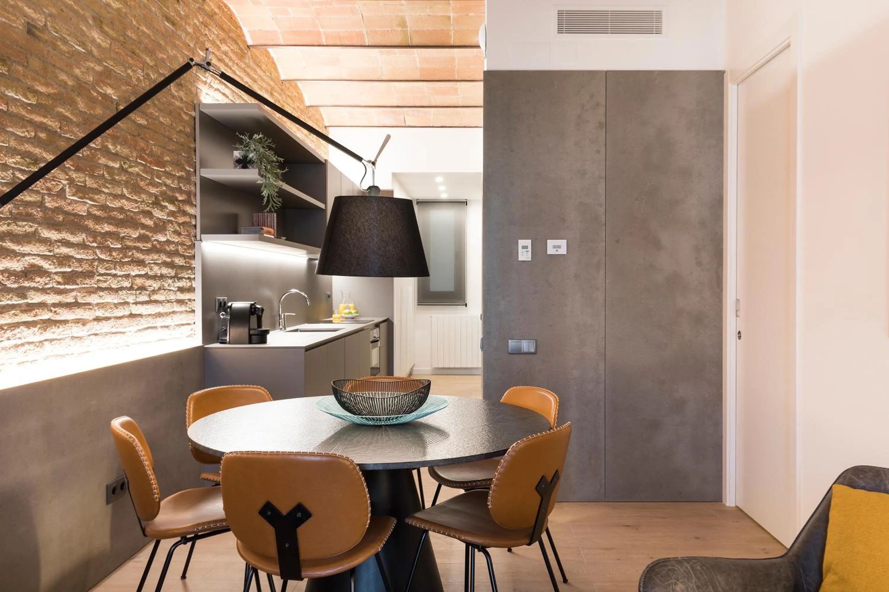 Toilet in Aspasios Sagrada Familia Apartments