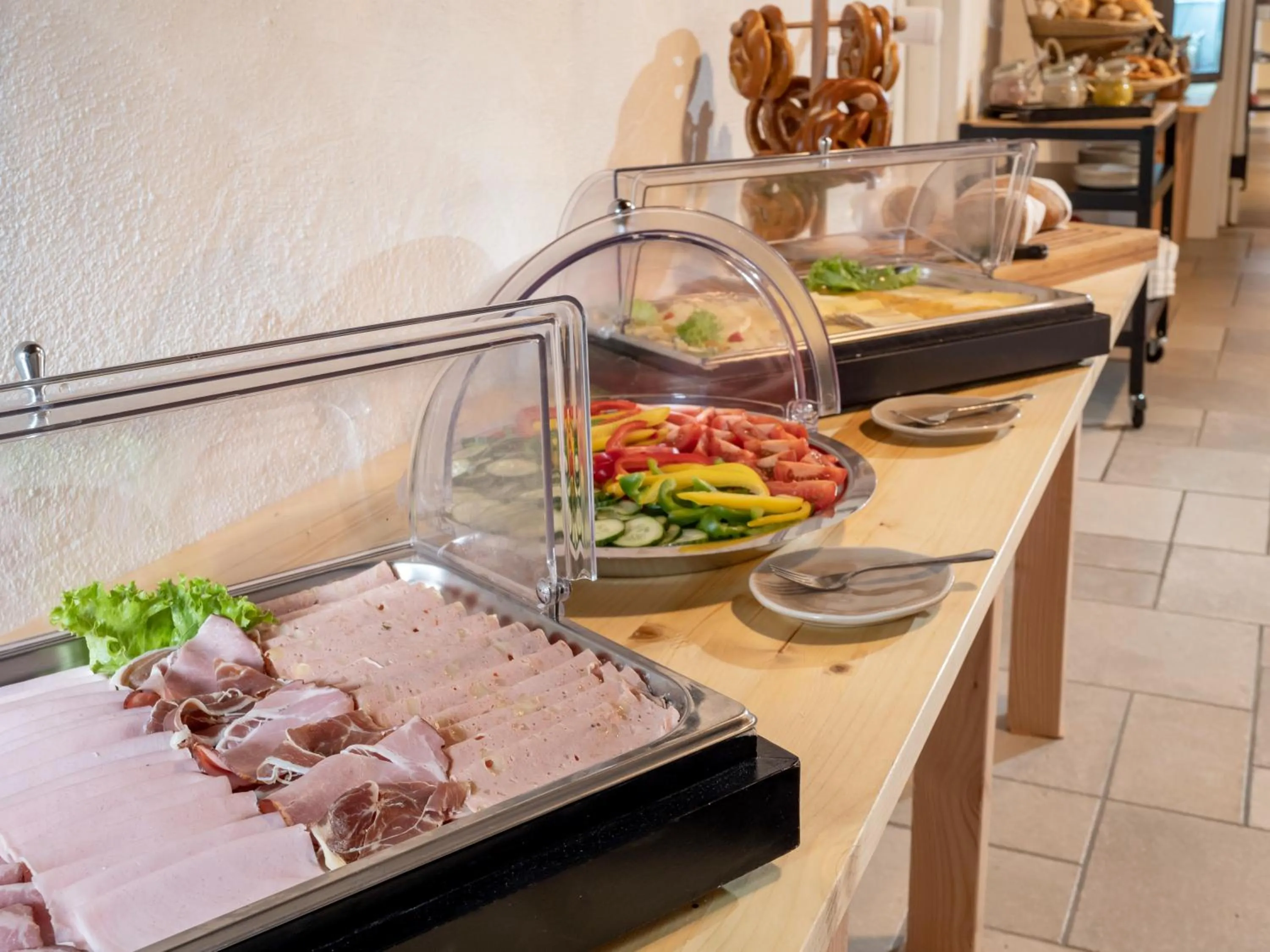 Breakfast in Berg'k'hof Kaisertal - Alpine Hideaway