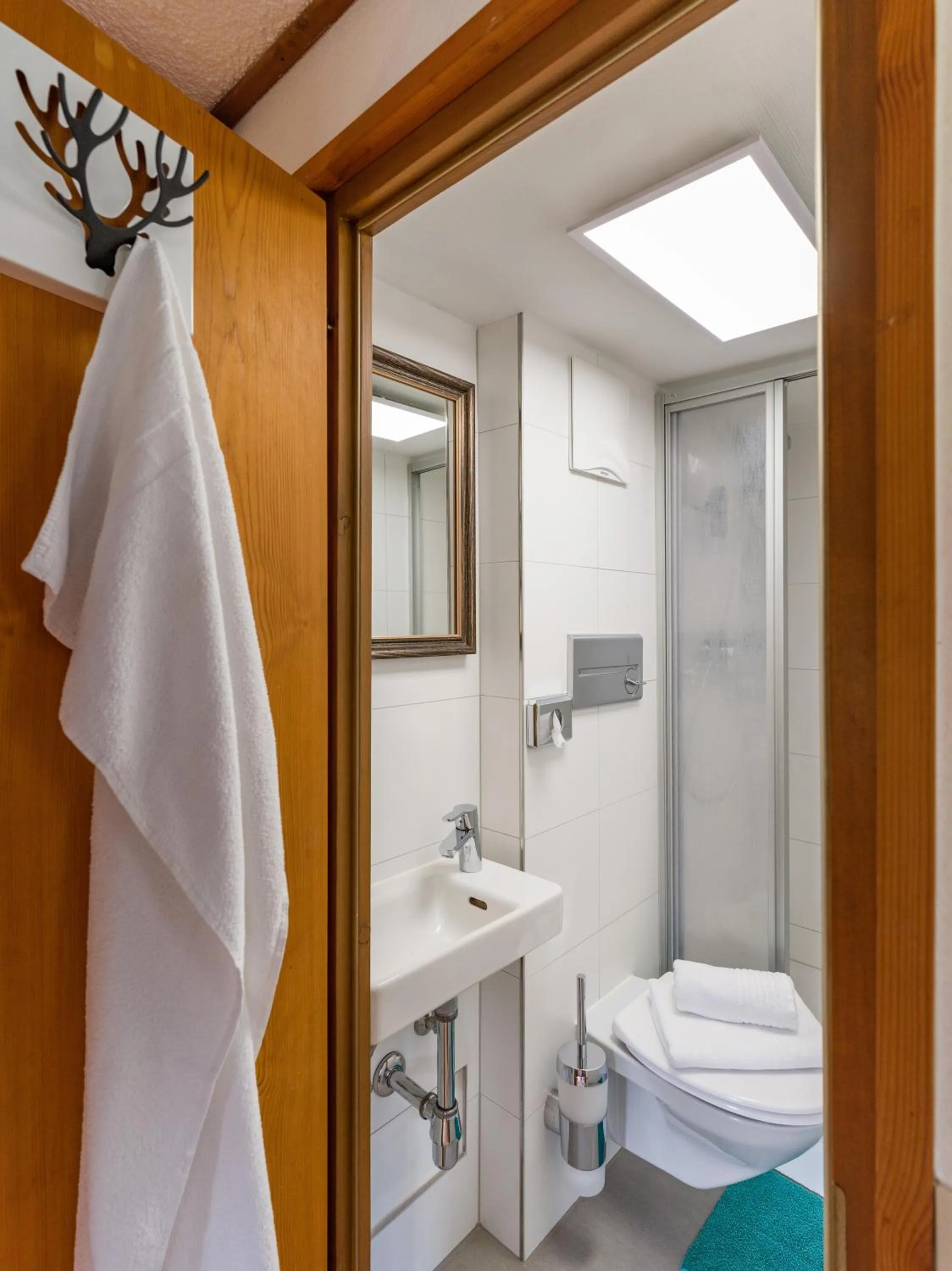 Shower in Berg'k'hof Kaisertal - Alpine Hideaway