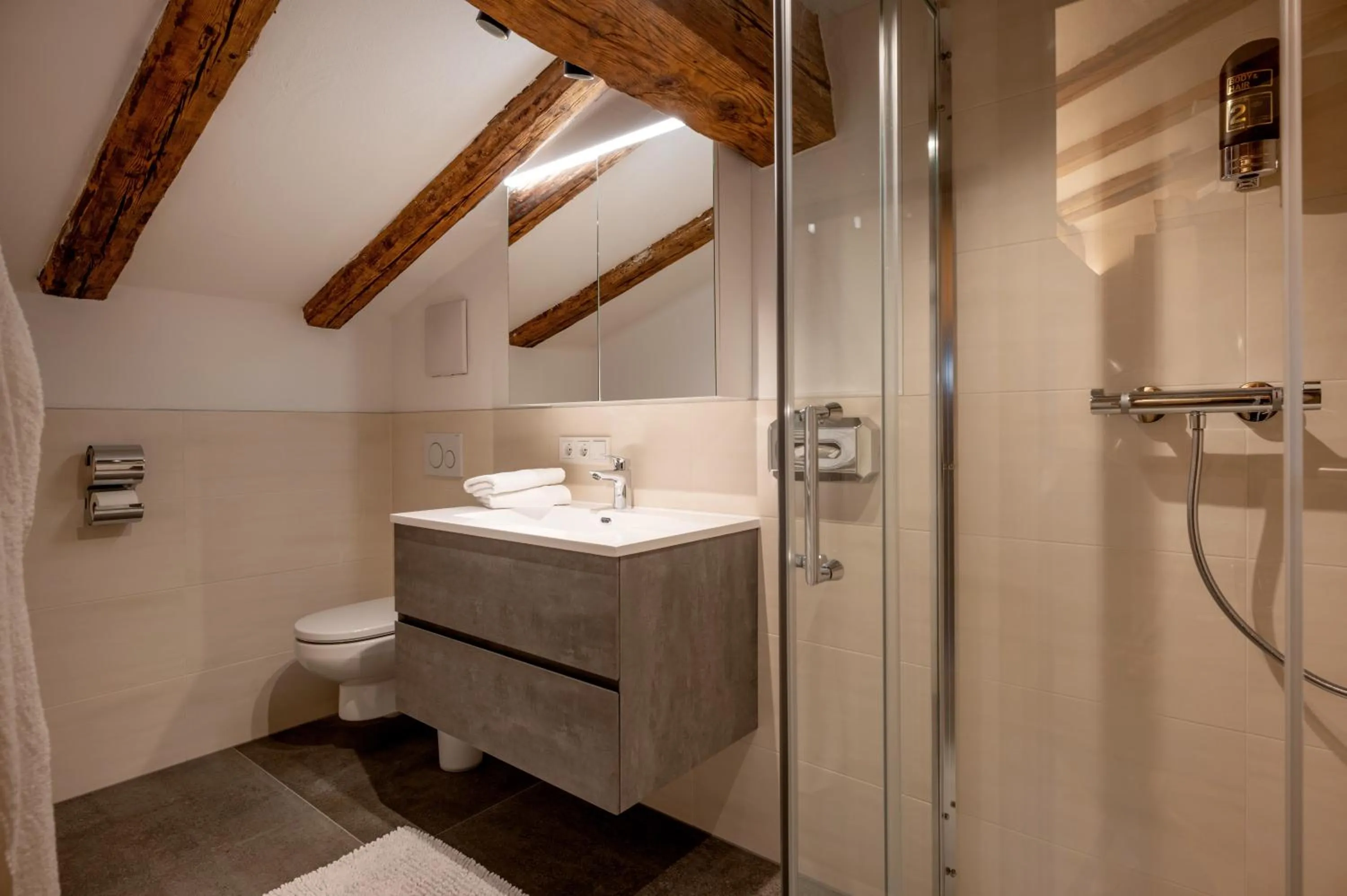 Bathroom in Berg'k'hof Kaisertal - Alpine Hideaway