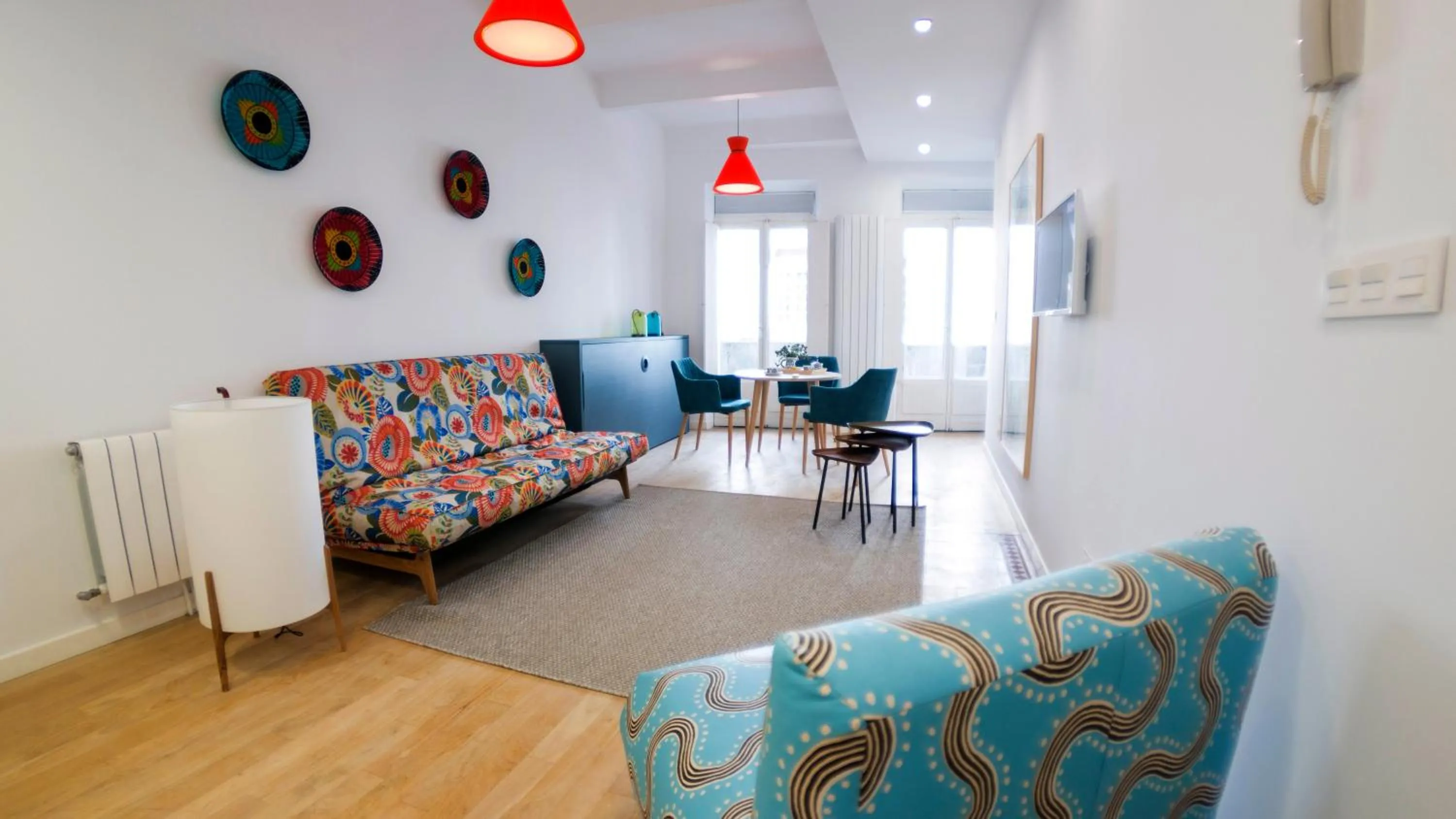 Living room, Seating Area in El Faro de Pepa by Como en Casa