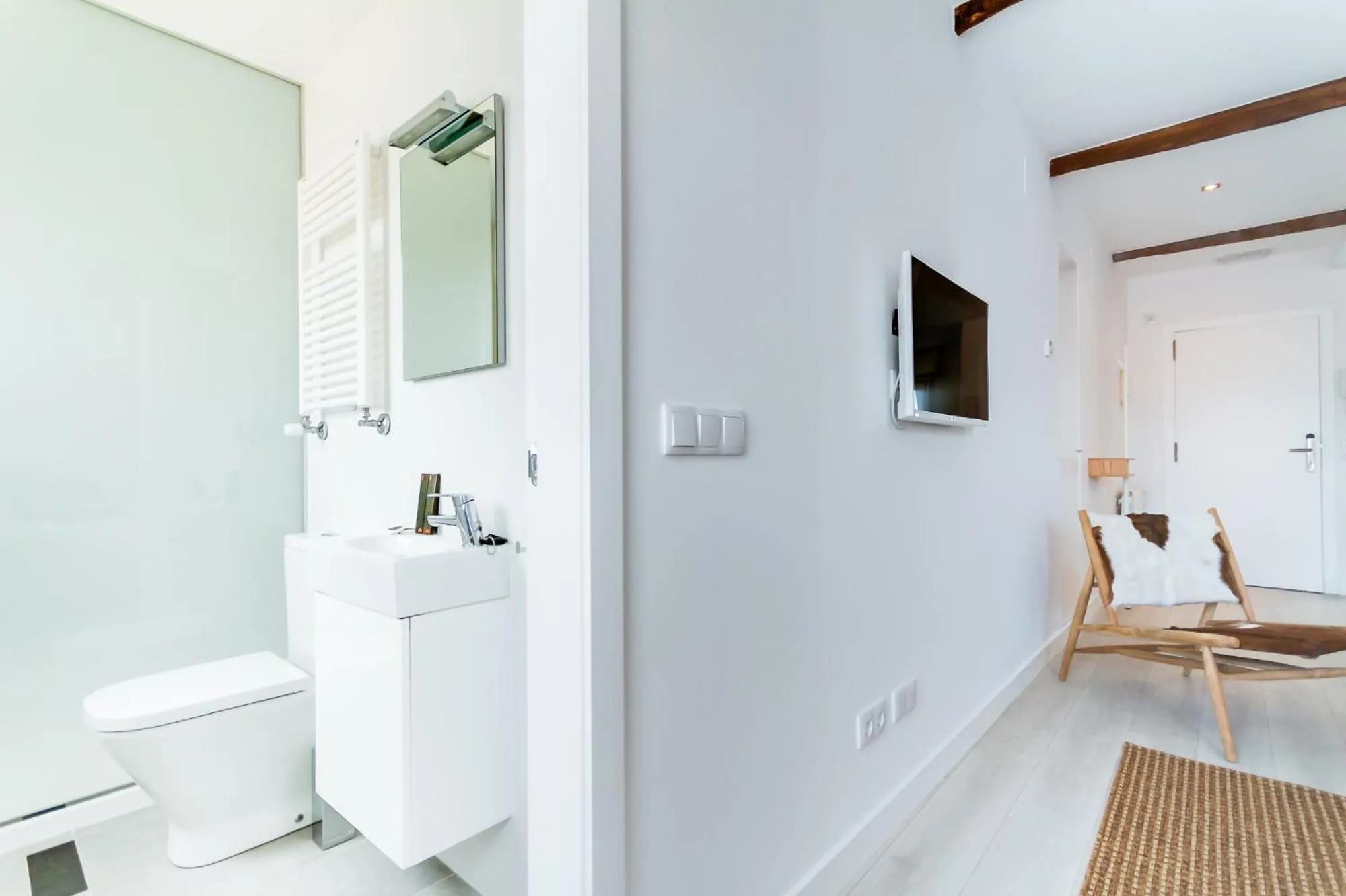 Bathroom in El Faro de Pepa by Como en Casa