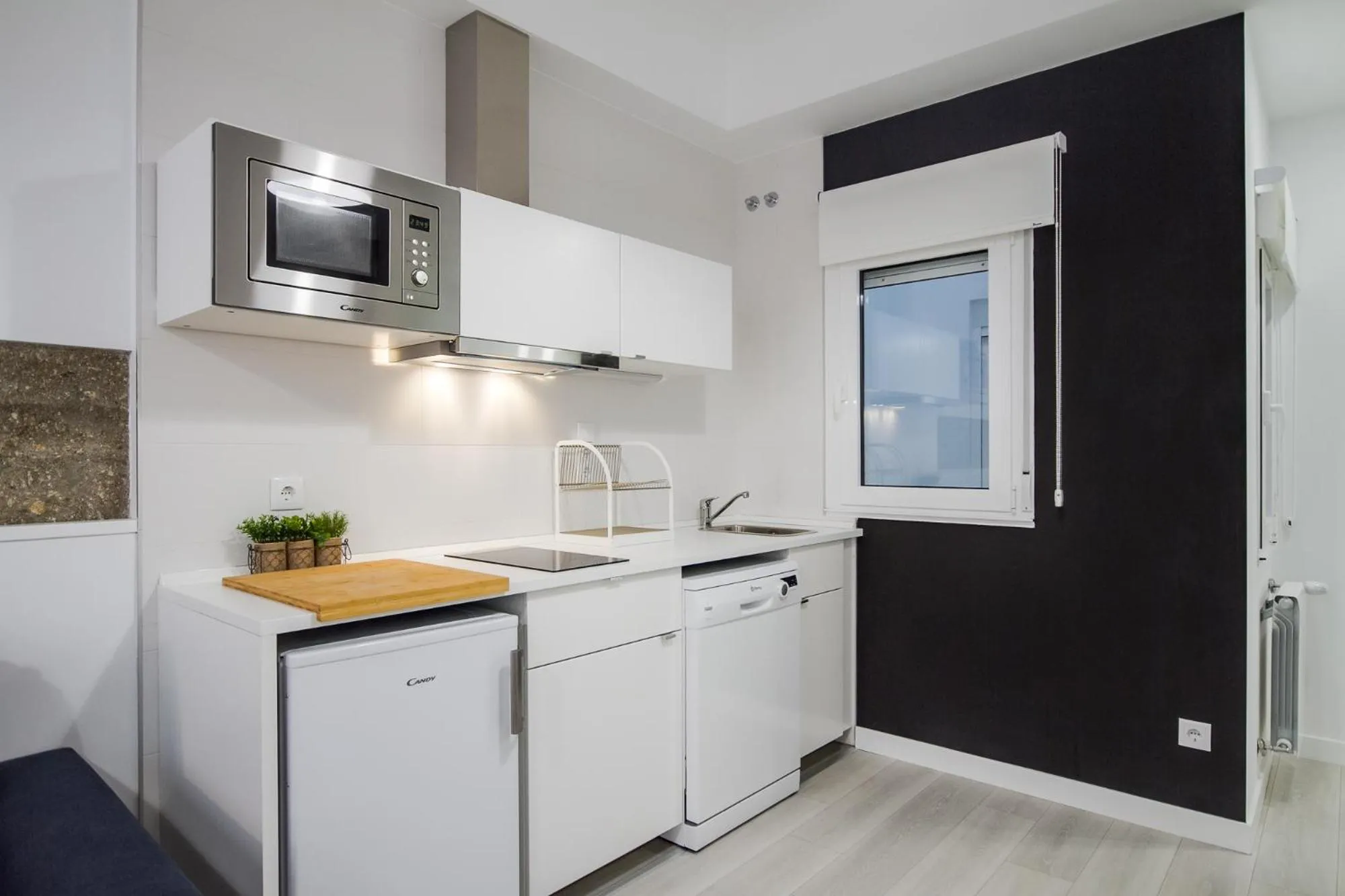 Kitchen or kitchenette, Kitchen/Kitchenette in El Faro de Pepa by Como en Casa