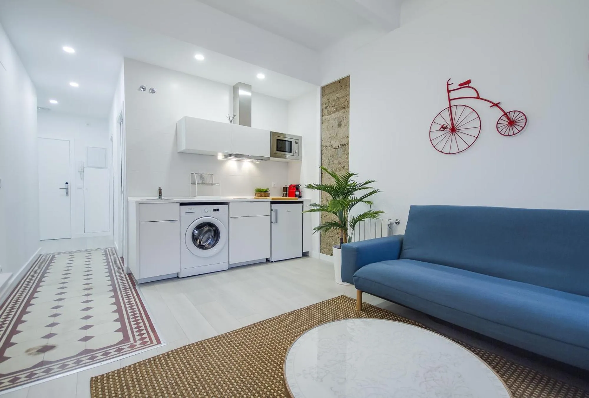 Kitchen or kitchenette, Kitchen/Kitchenette in El Faro de Pepa by Como en Casa