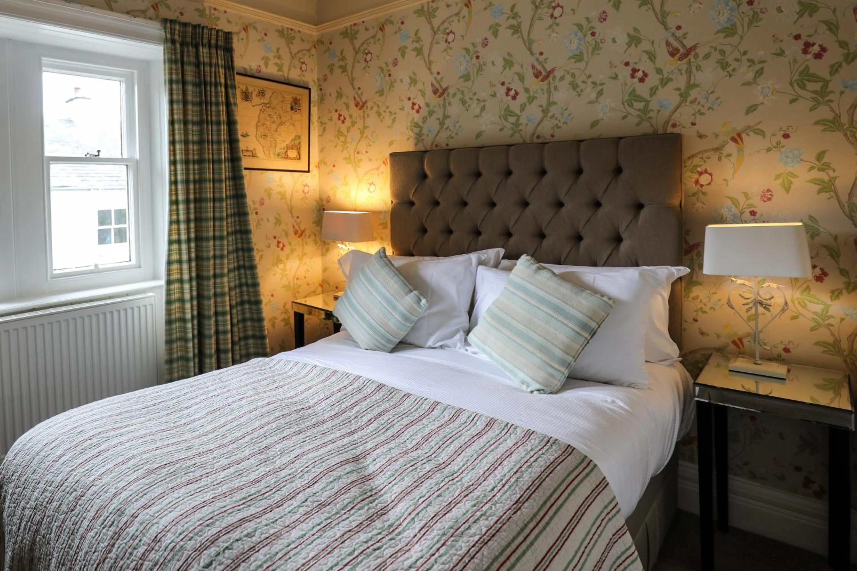 Bed in The Black Swan