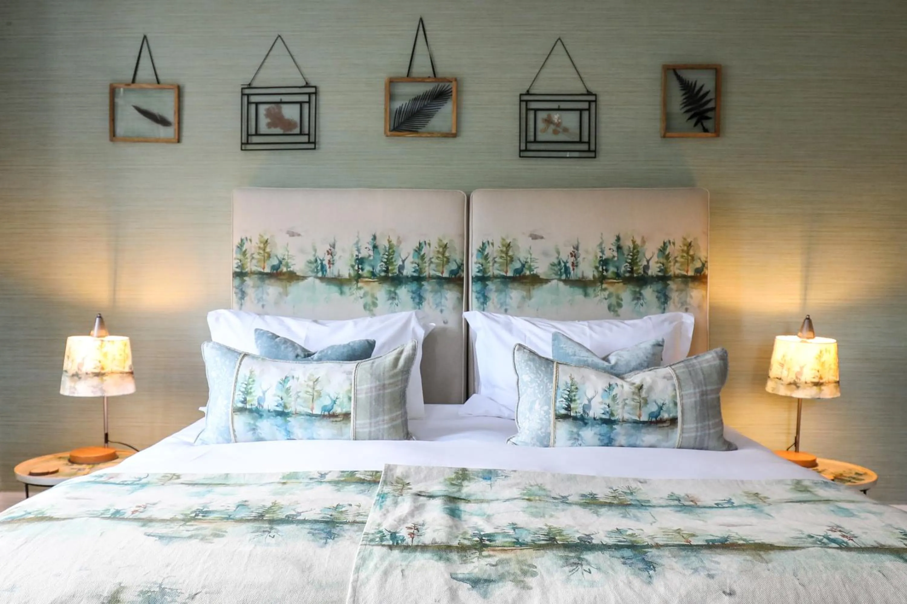 Bed in The Black Swan