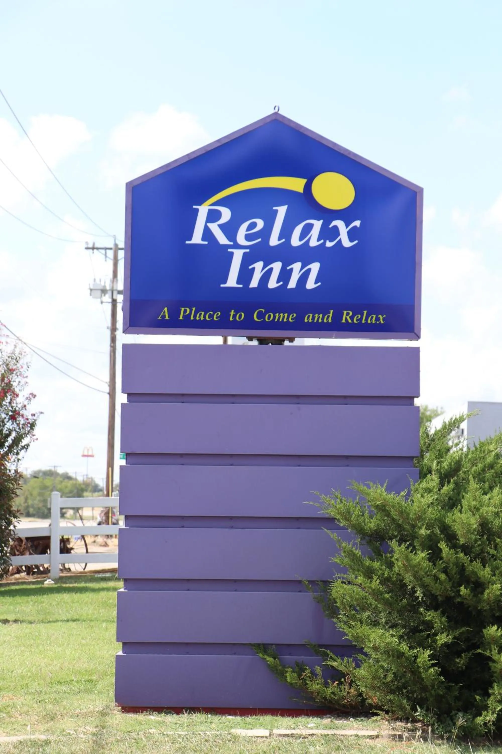 Facade/entrance, Property Building in Relax Inn Mineral Wells
