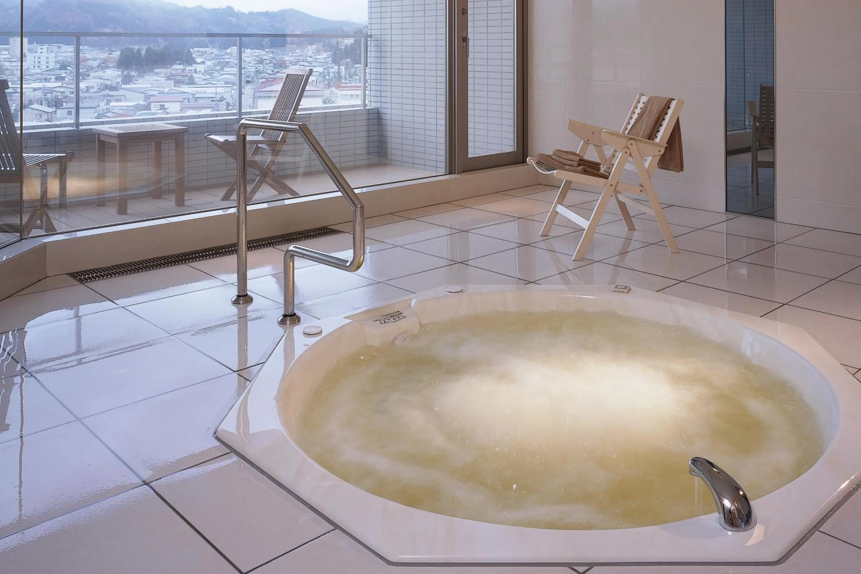 Hot Tub in Hotel Plaza Annex Yokote