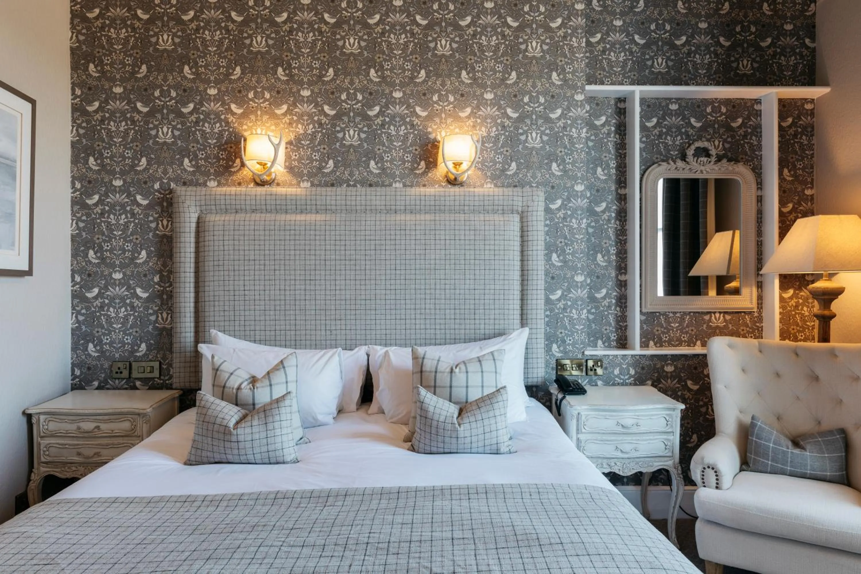 Bed in The Royal Hotel