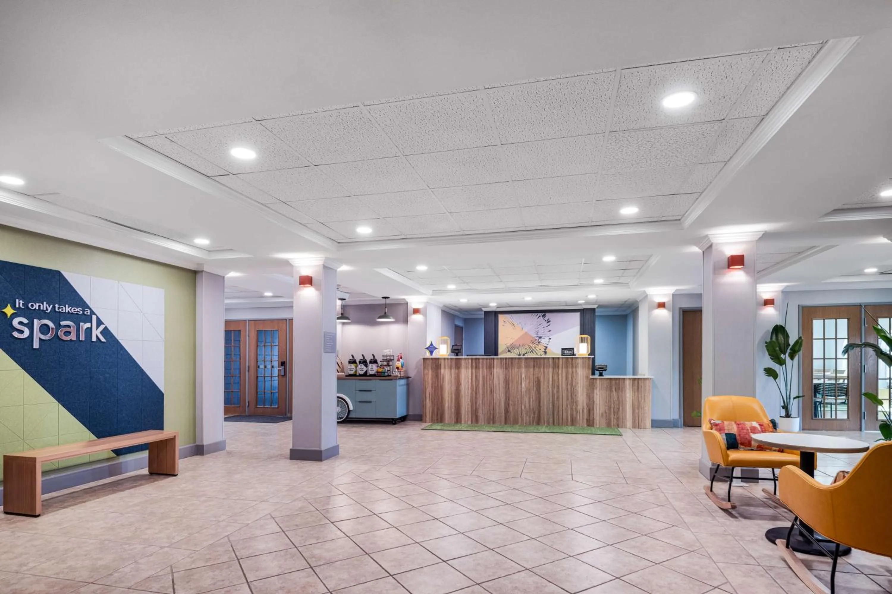 Lobby or reception in Spark by Hilton Dumas