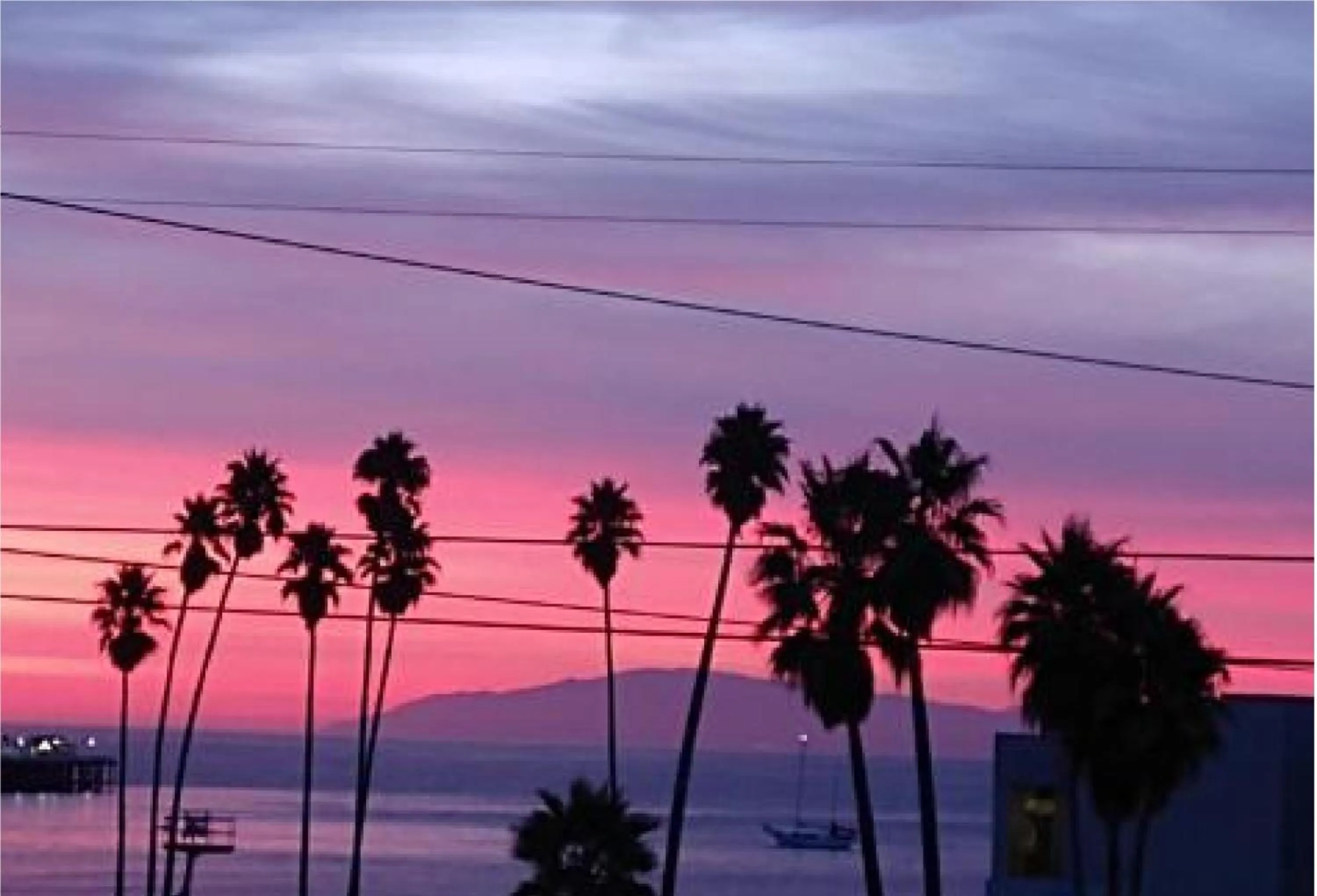 Natural landscape in Howard Johnson by Wyndham Santa Cruz