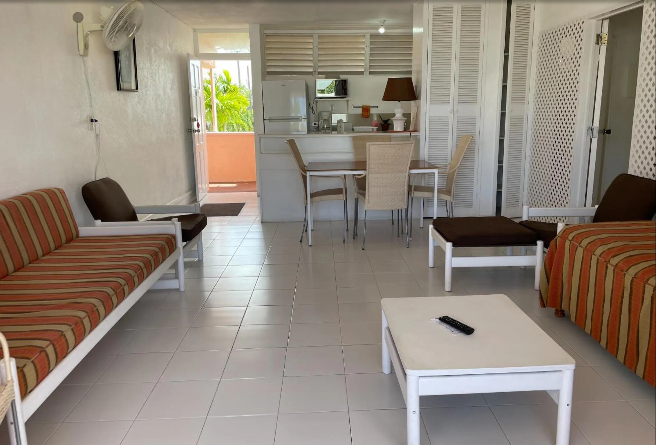 Living room in The Monteray Hotel
