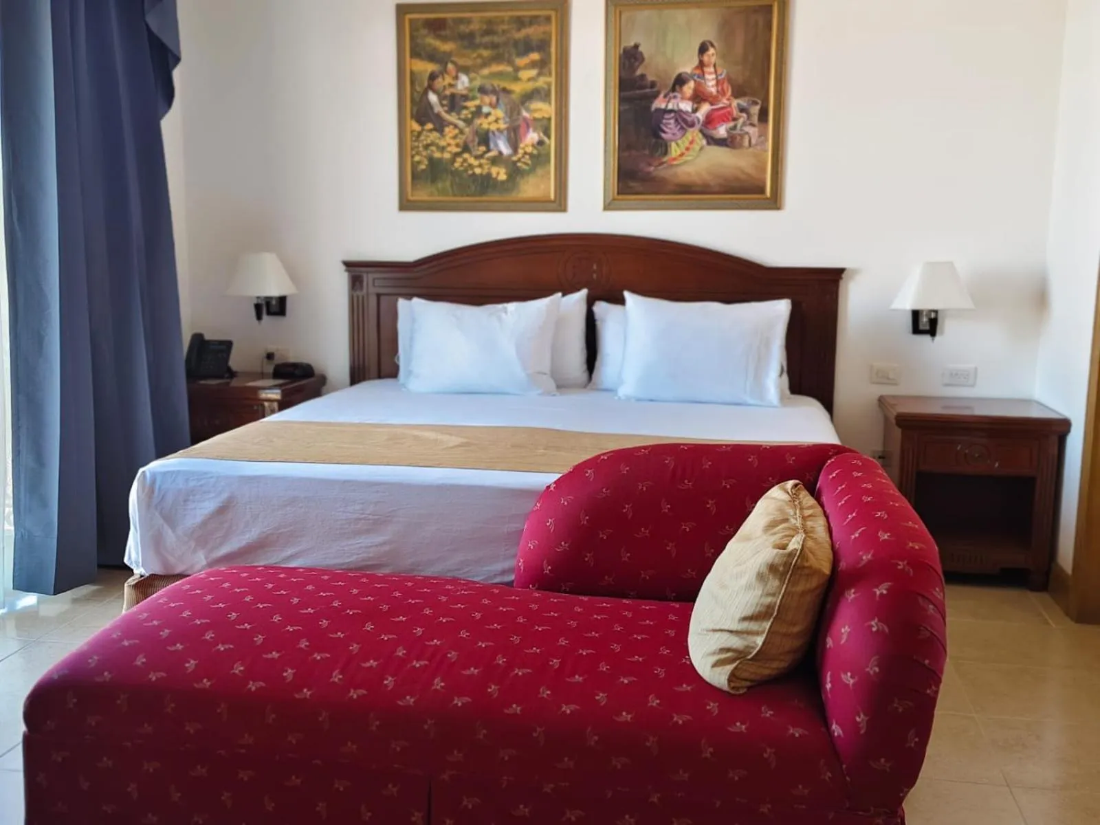 Bed in Hotel Hacienda Real