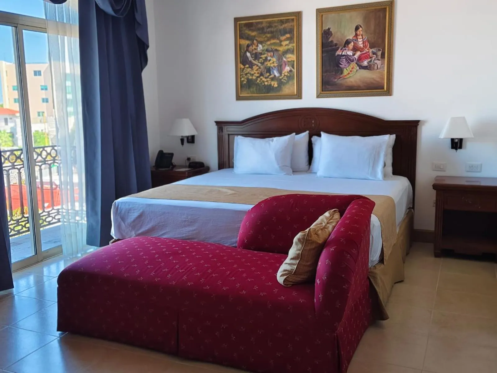 Bed in Hotel Hacienda Real