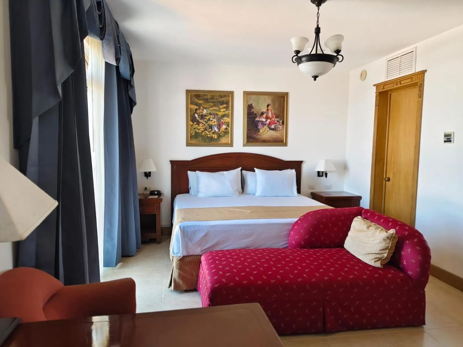 Bed in Hotel Hacienda Real