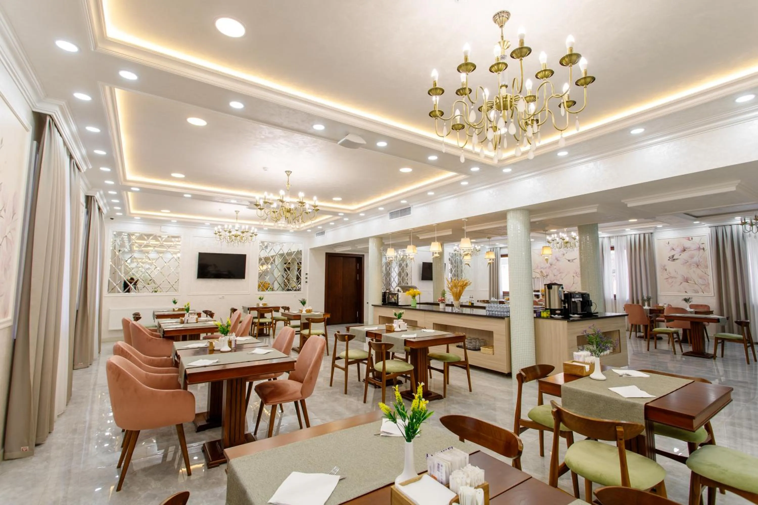 Restaurant/places to eat in Navruz Hotel Tashkent