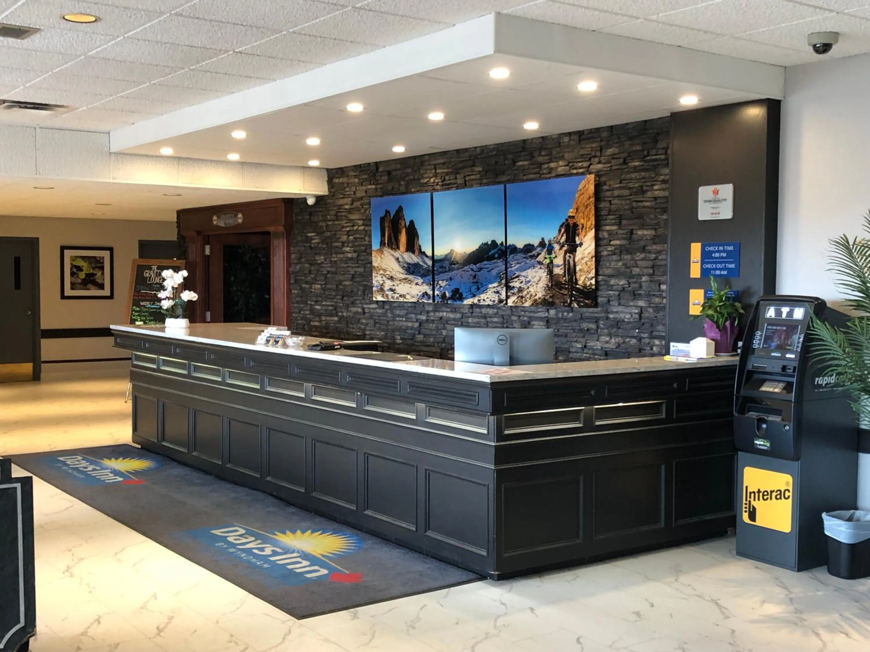 Lobby or reception in Days Inn & Conference Centre by Wyndham Camrose Norsemen