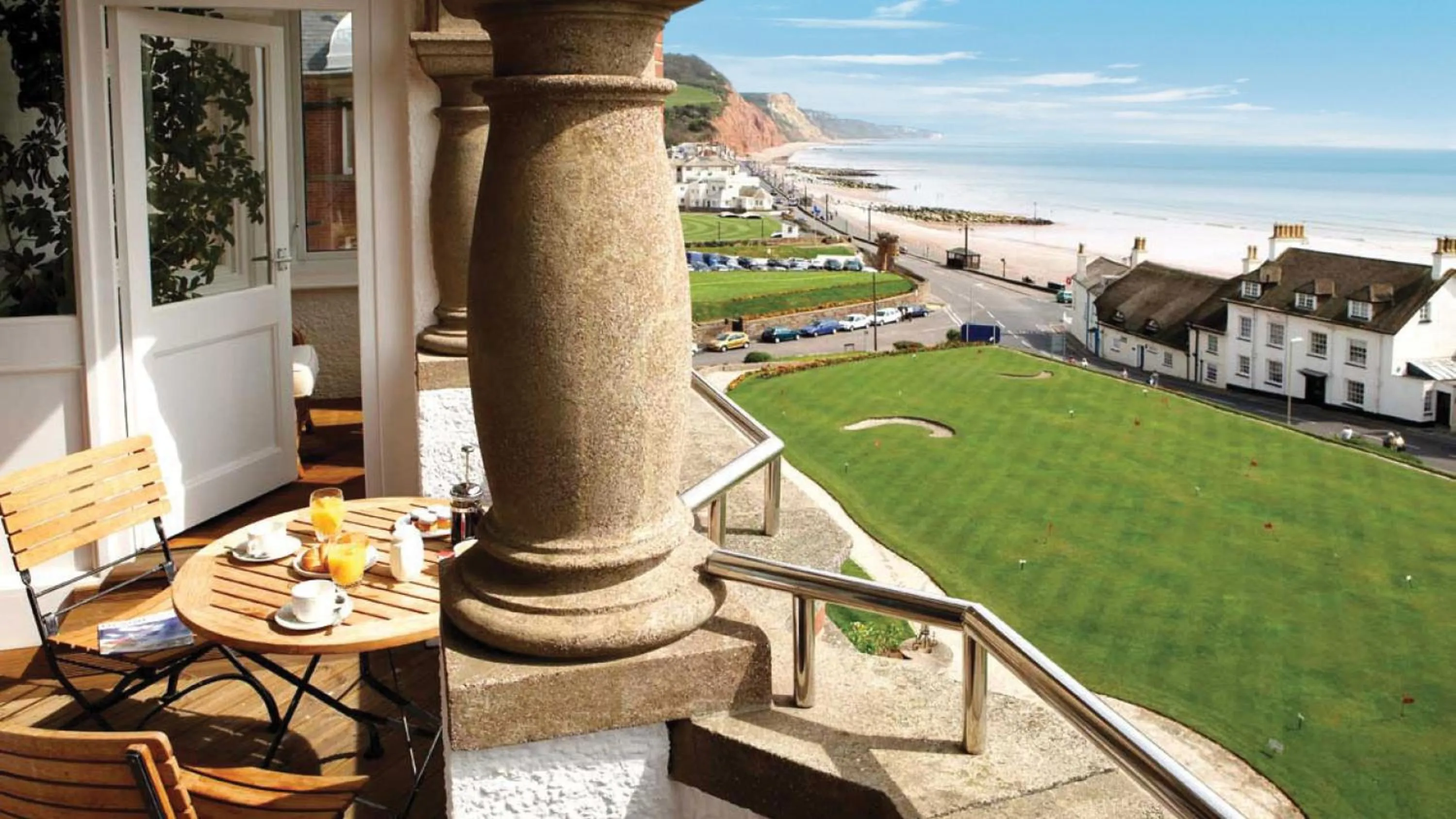 Balcony/Terrace in The Victoria Hotel & Source Spa