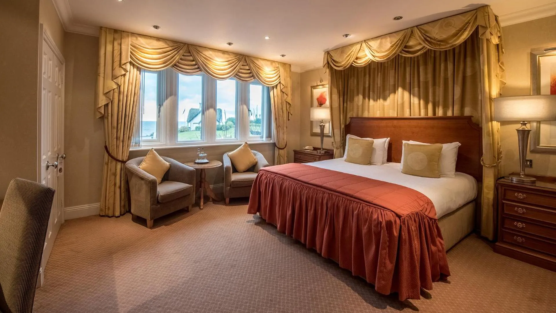 Photo of the whole room, Bed in The Victoria Hotel & Source Spa