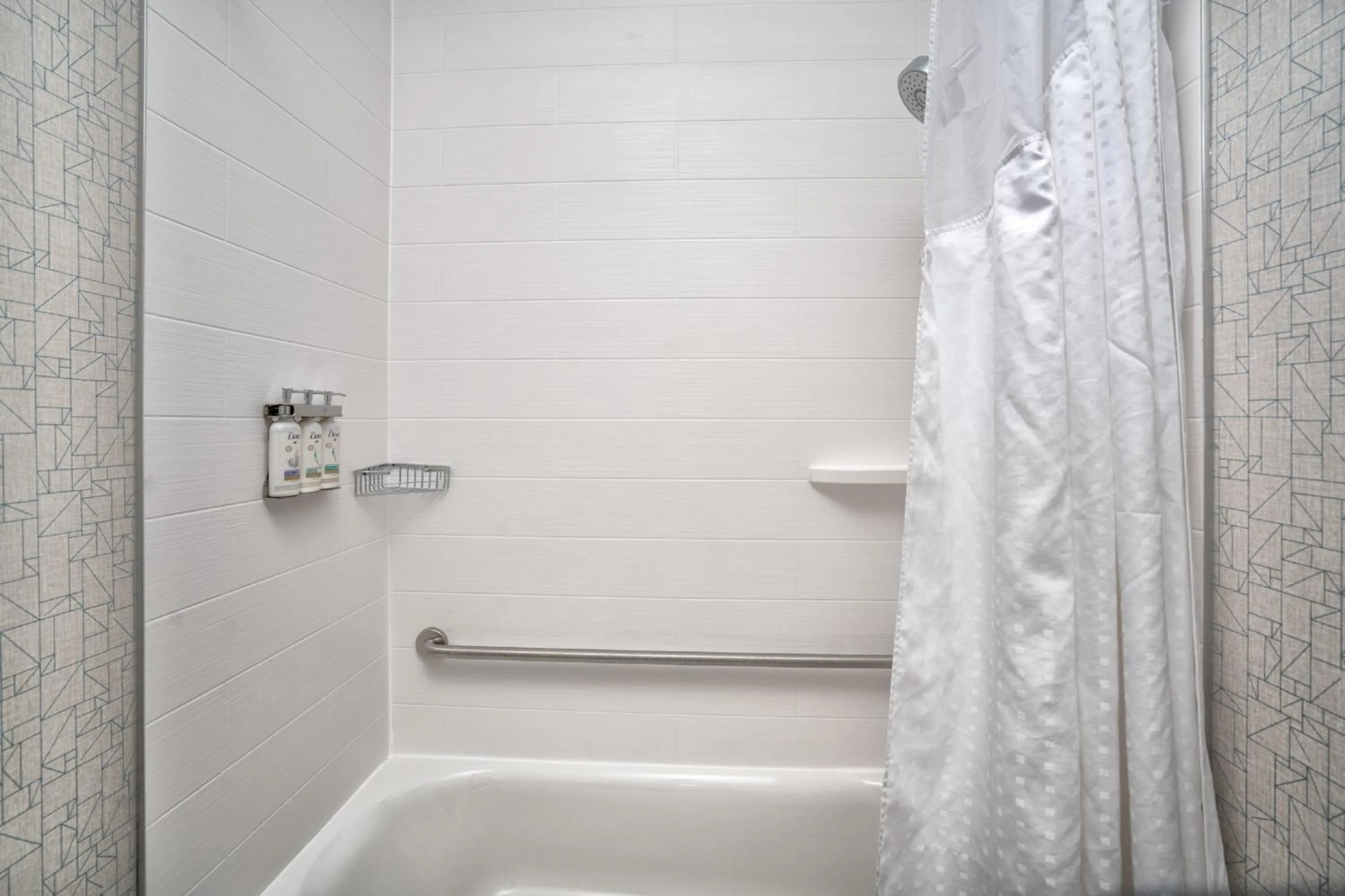 Photo of the whole room in Holiday Inn Express & Suites - Brandon by IHG