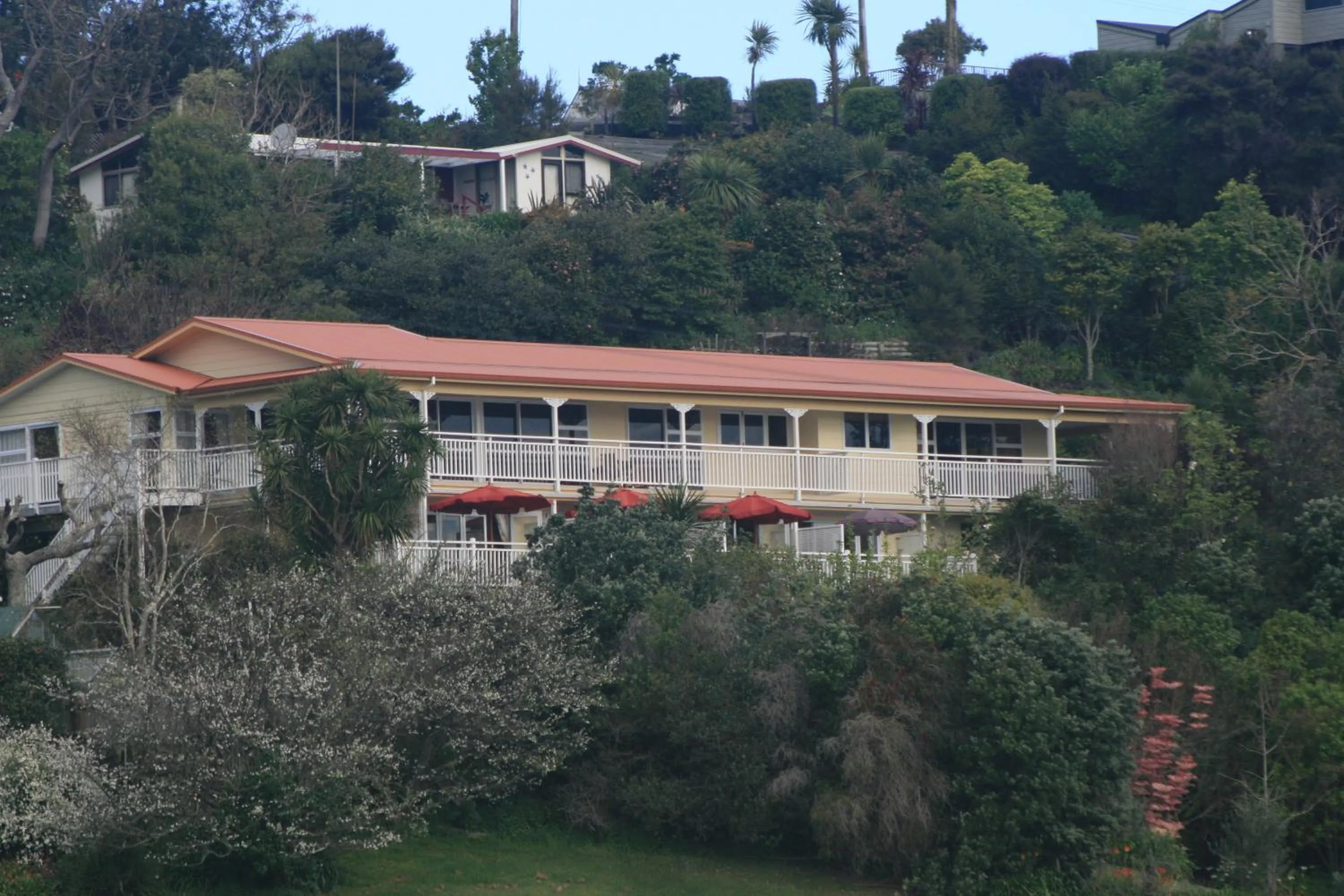 Property building in Bellrock Lodge