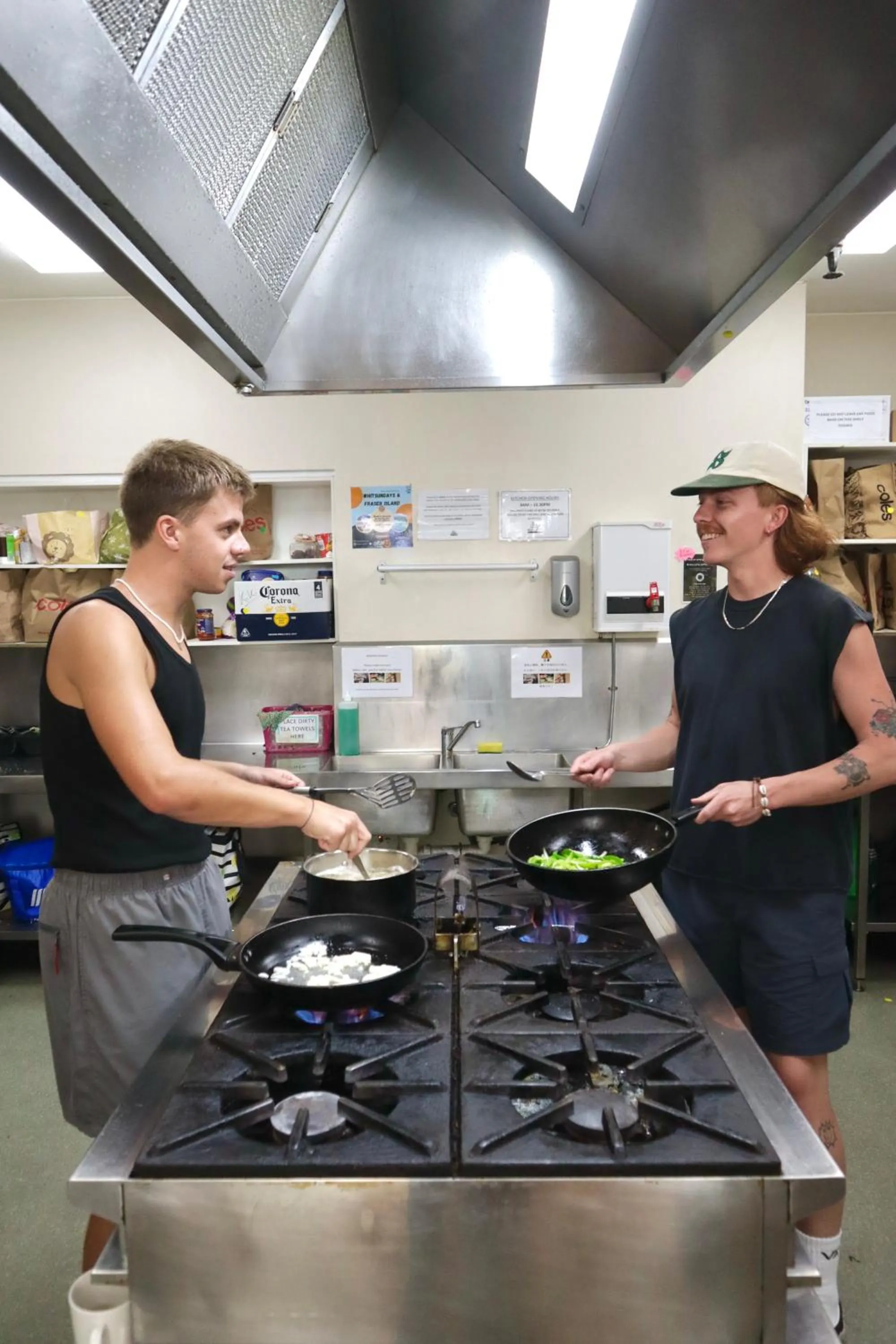 kitchen in Melbourne City Backpackers
