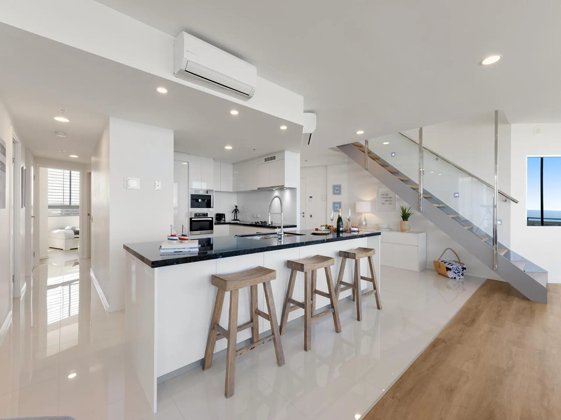 Kitchen or kitchenette in Beach on Sixth