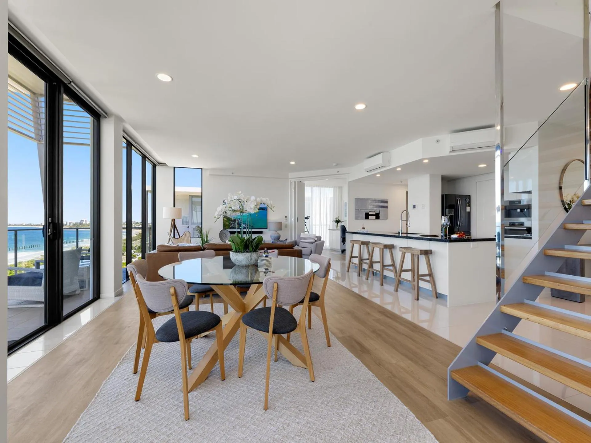 Living room in Beach on Sixth