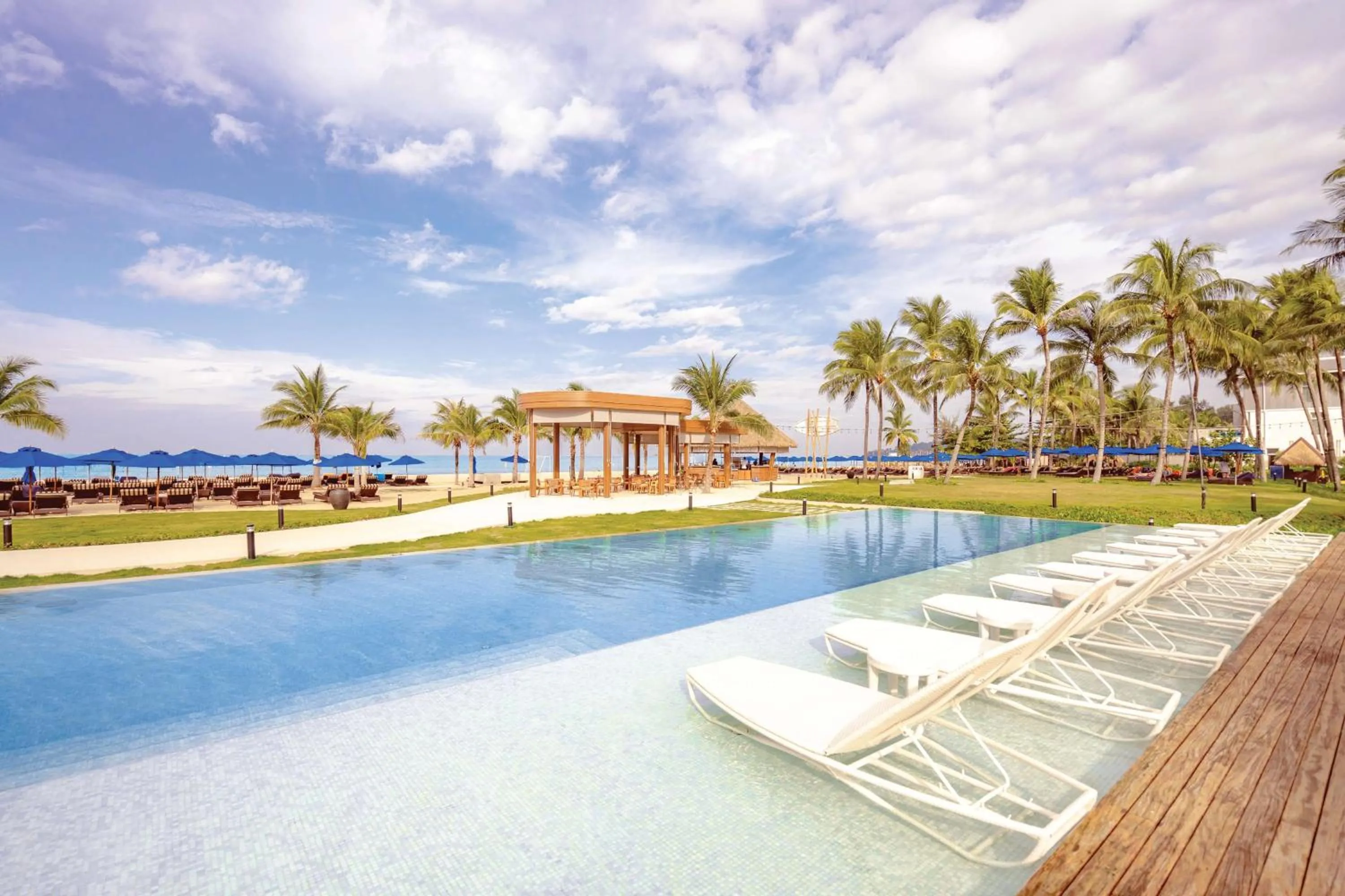 Restaurant/places to eat in Angsana Laguna Phuket