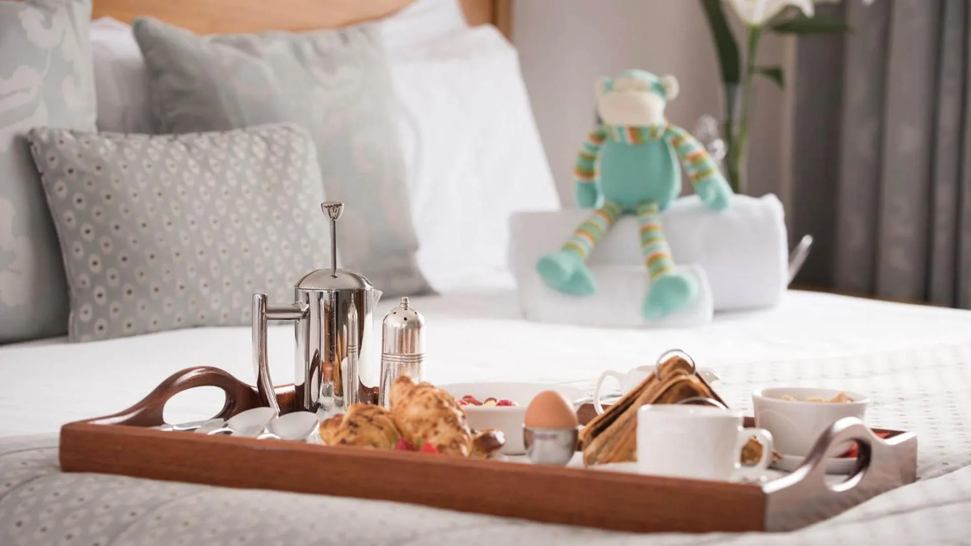 Bedroom, Bed in Saunton Sands Hotel Source Spa and Wellness