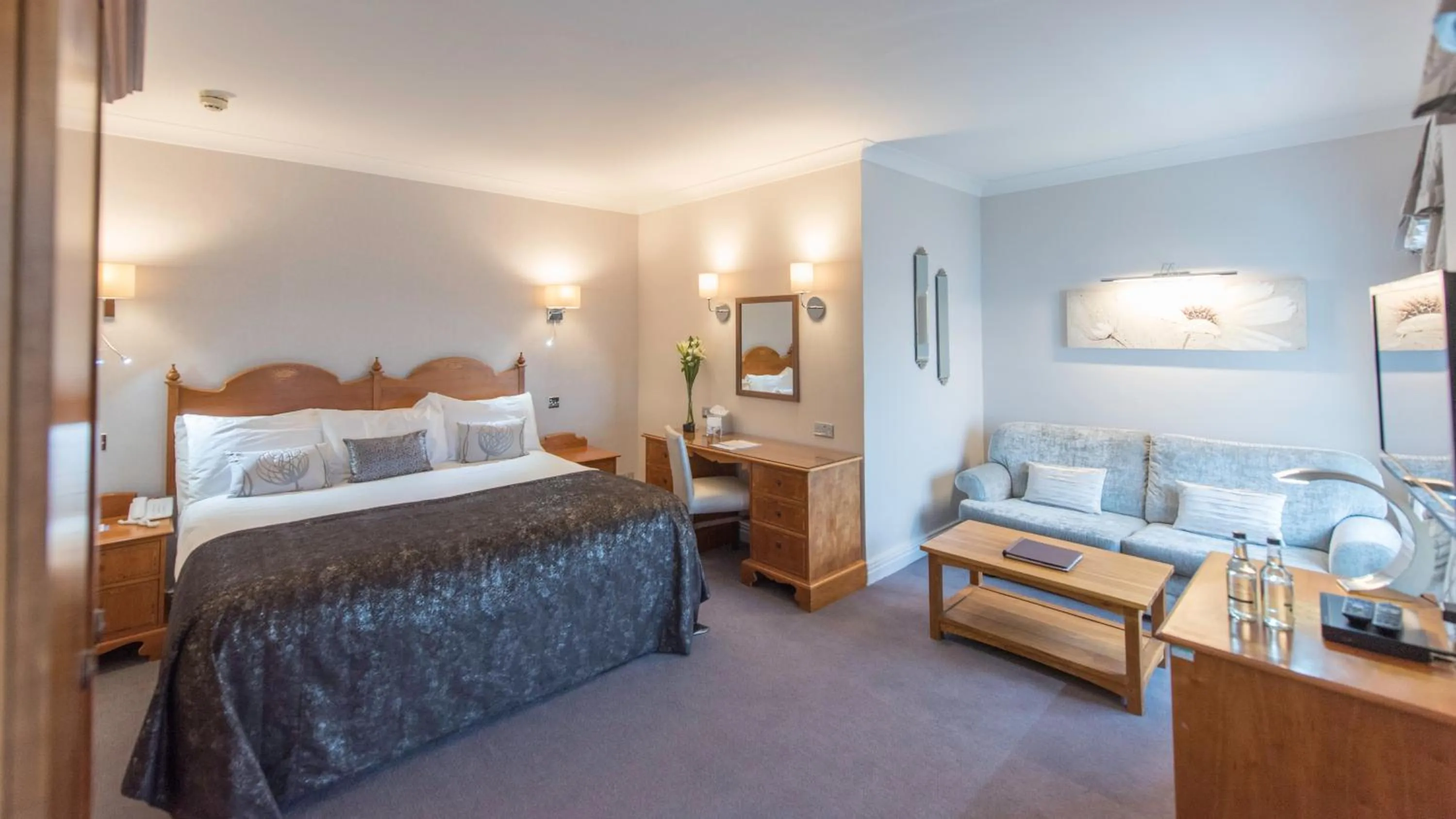 Bedroom, Bed in Saunton Sands Hotel Source Spa and Wellness