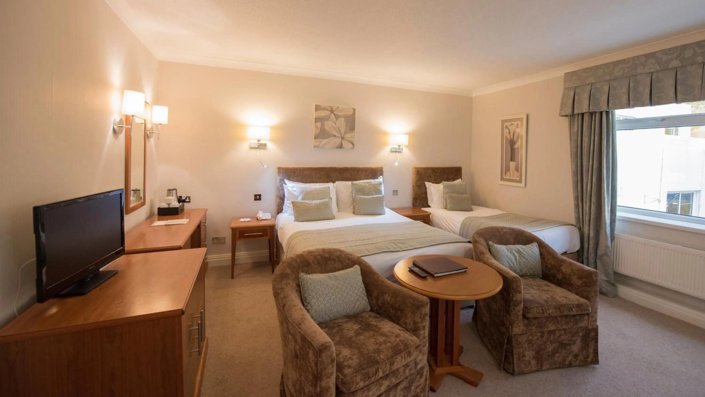 Bedroom, Bed in Saunton Sands Hotel Source Spa and Wellness
