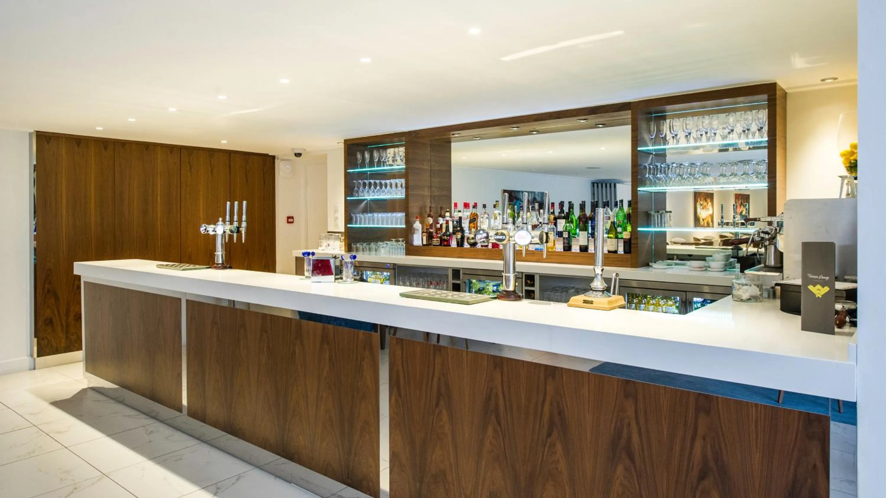 Coffee/tea facilities in Saunton Sands Hotel Source Spa and Wellness