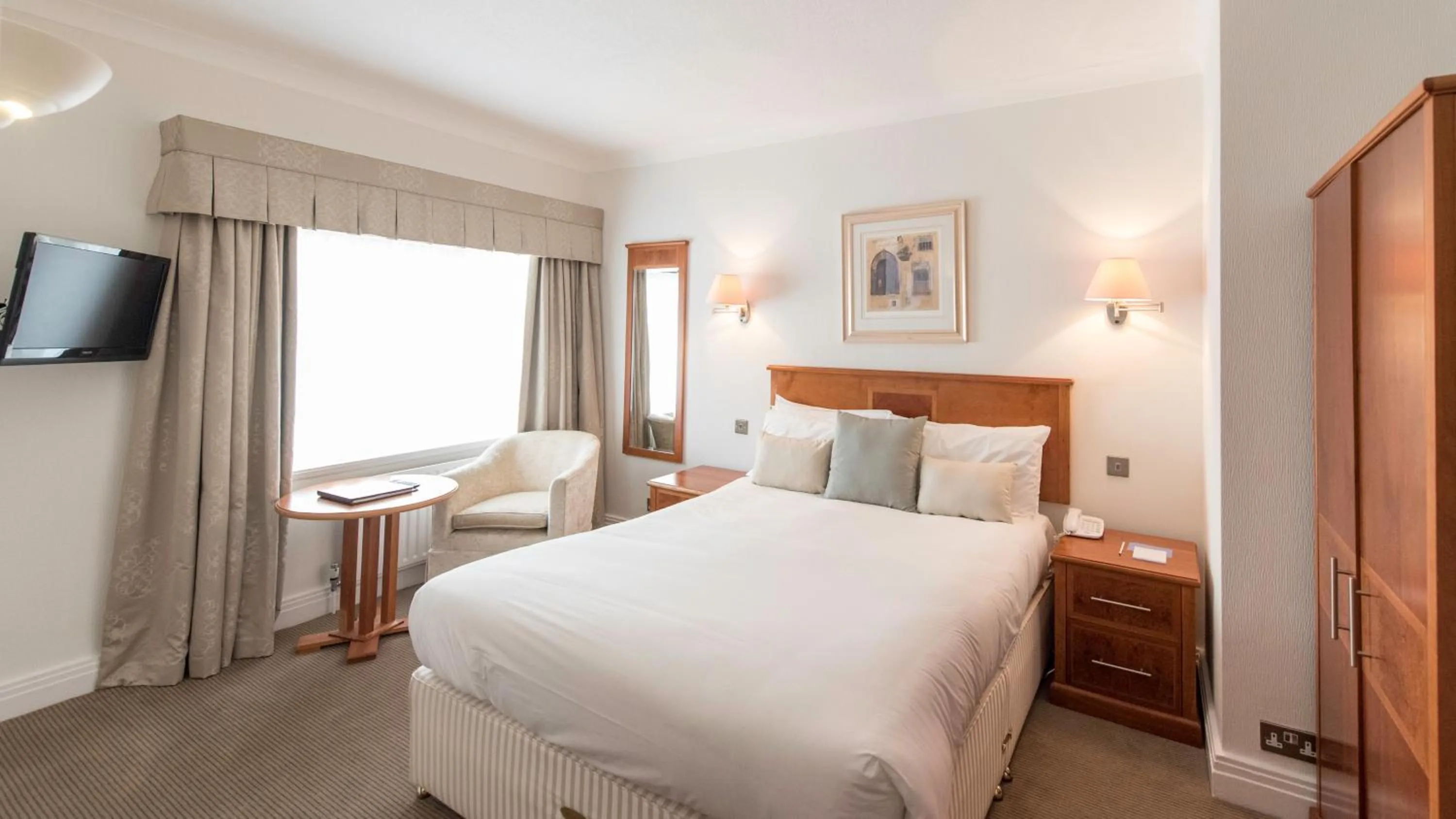 Bedroom, Bed in Saunton Sands Hotel Source Spa and Wellness