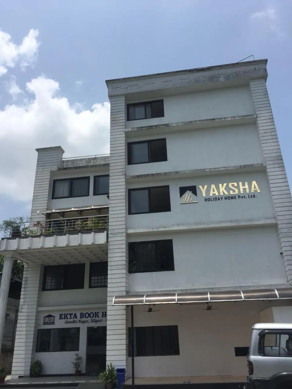 Area and facilities in Yaksha Holiday Home