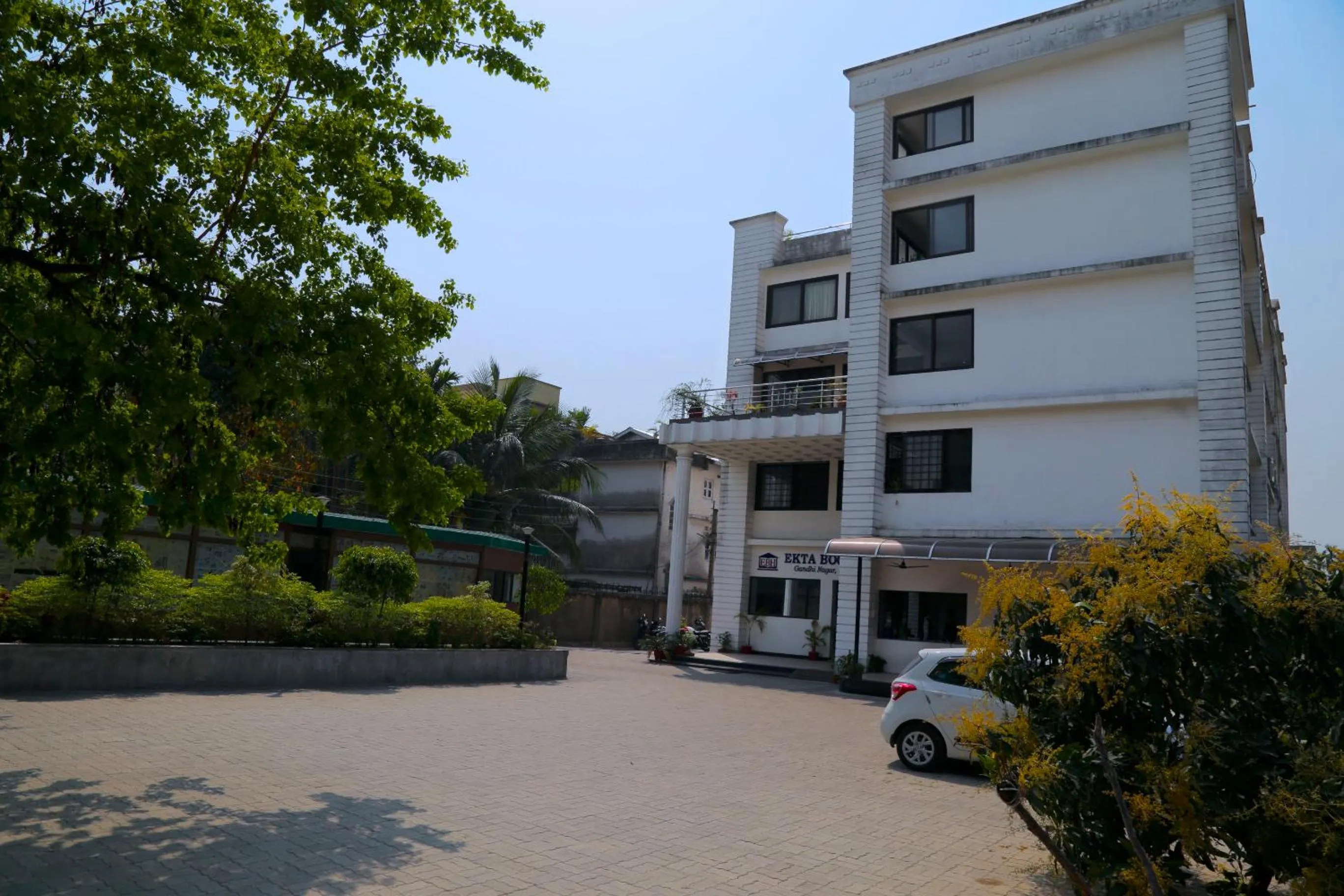 Property building in Yaksha Holiday Home